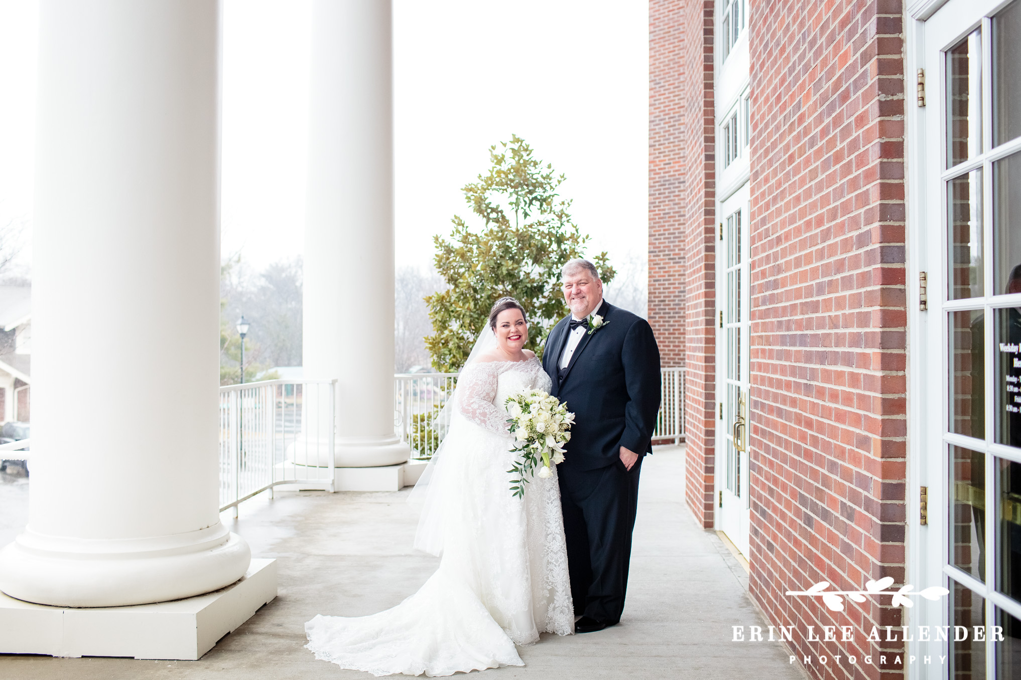 Traditional_Wedding_Photograph