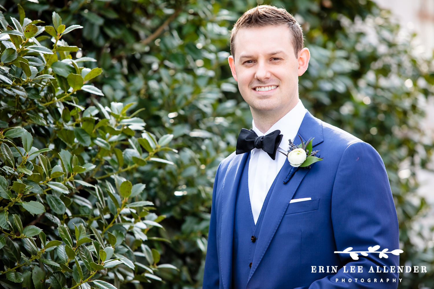 Groom_In_Blue_Tux