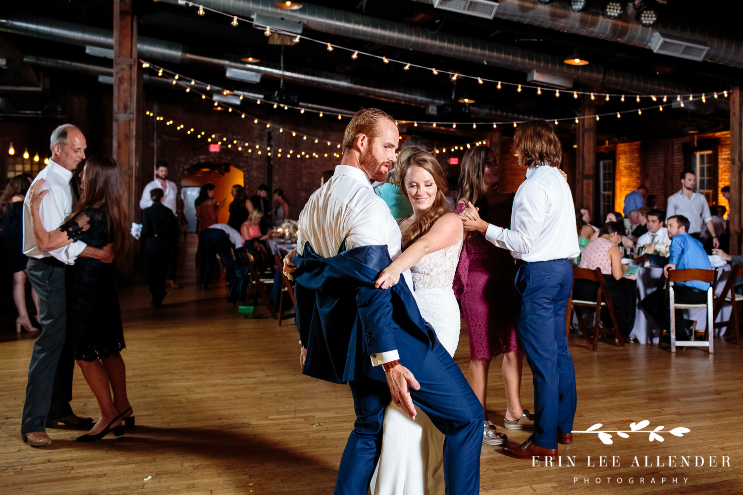 Groom_Bride_Being_Goofy