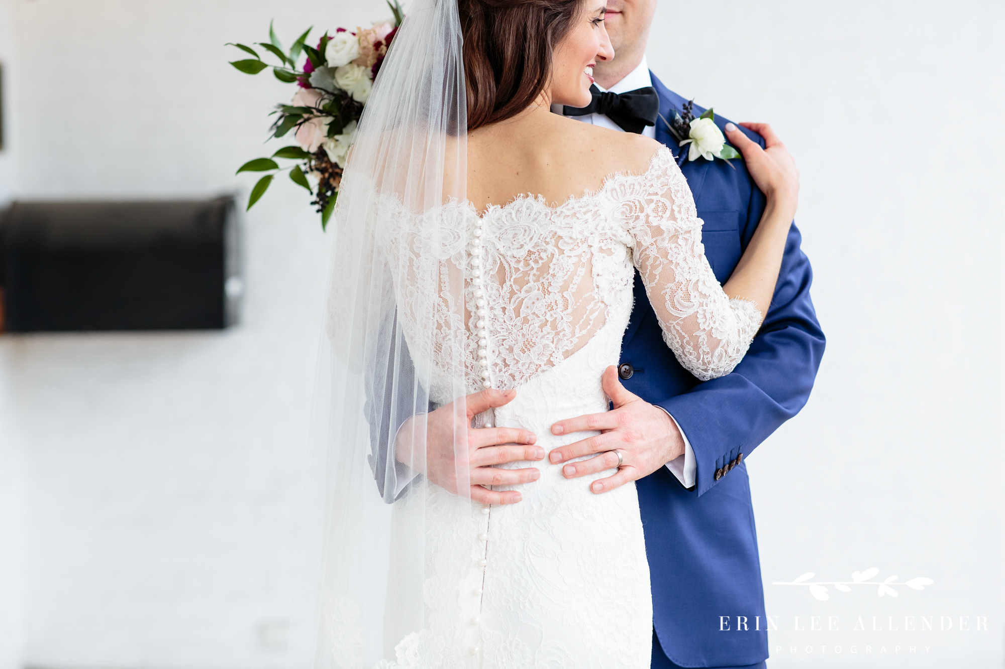 lace-wedding-dress-back