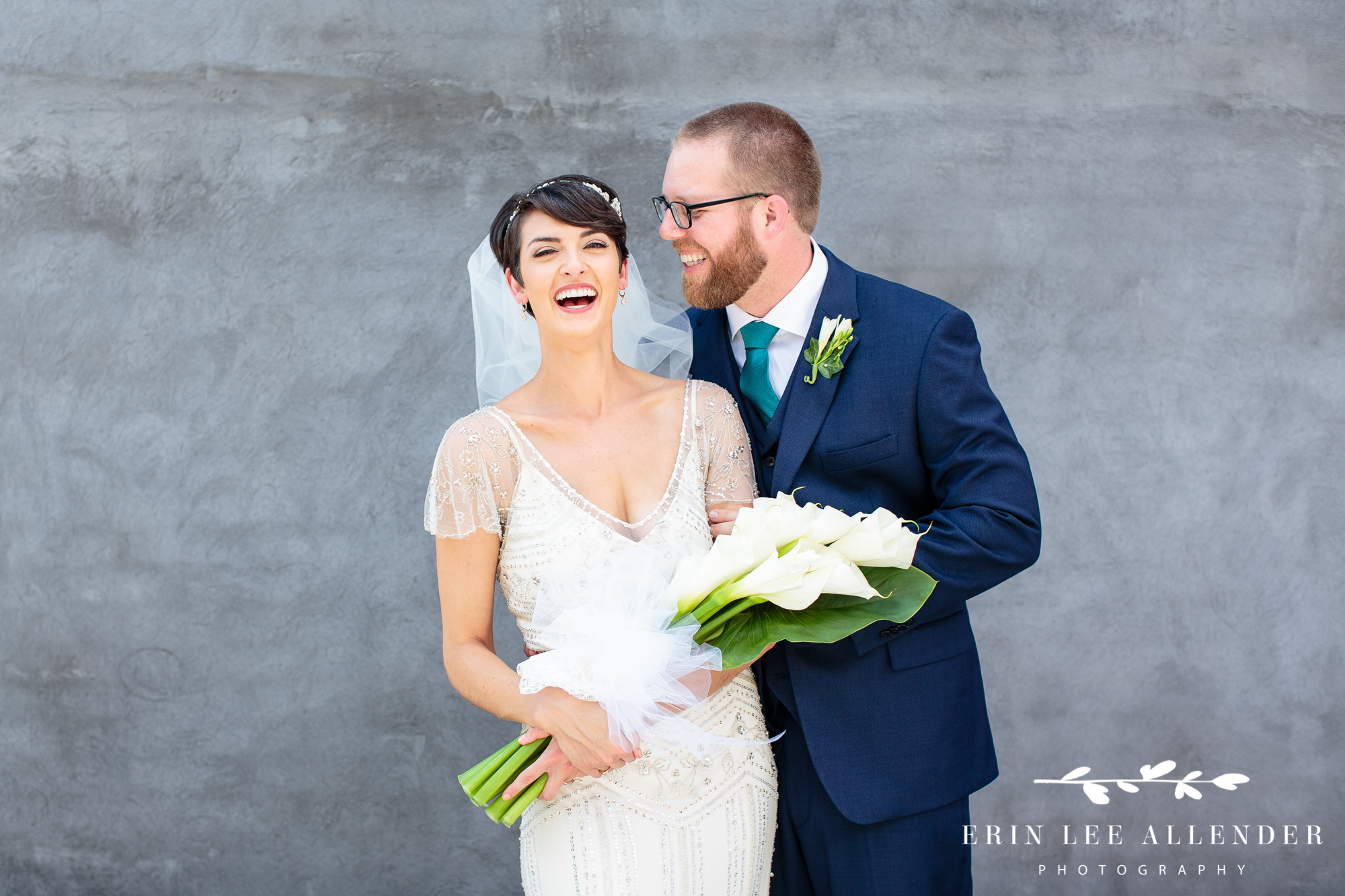 bride-groom-laugh