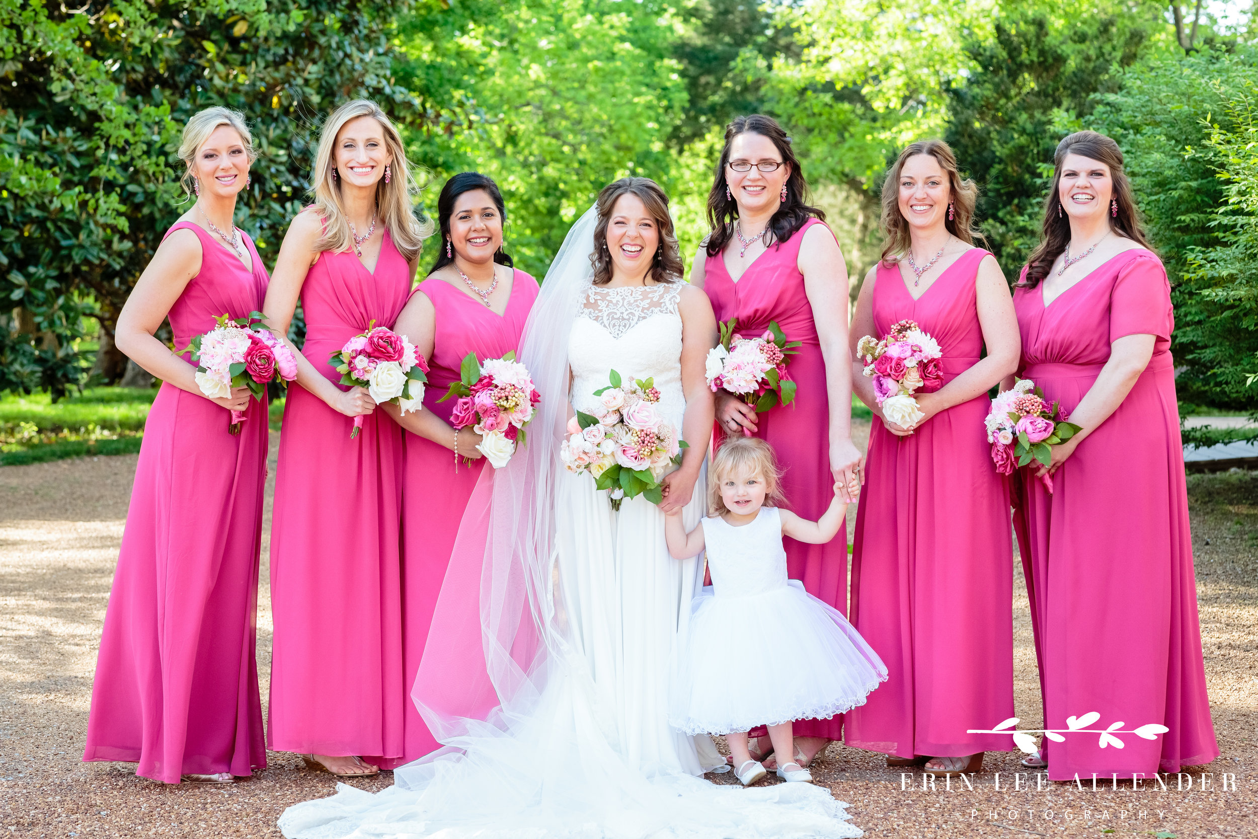 bridesmaids-in-pink