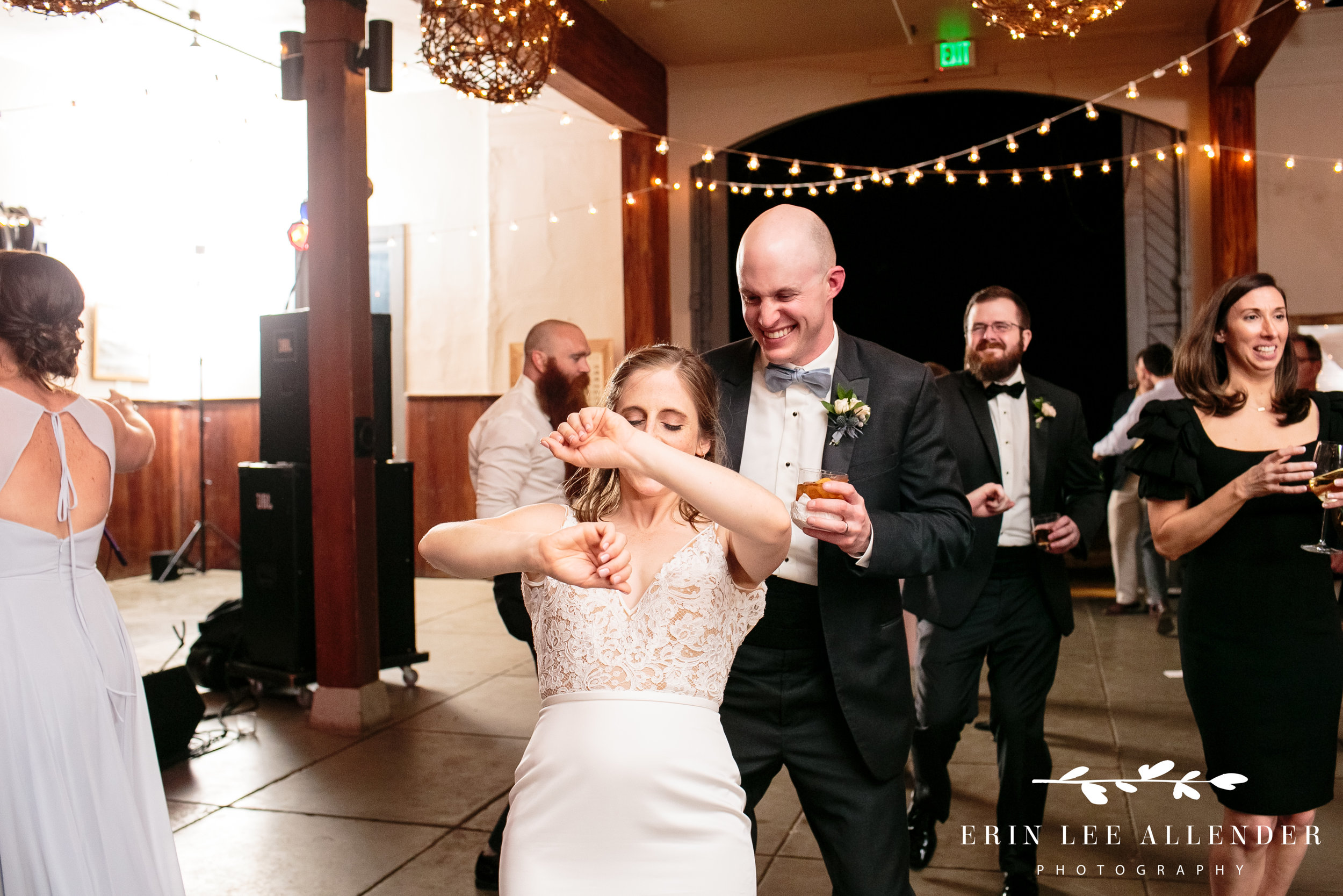 bride-dancing
