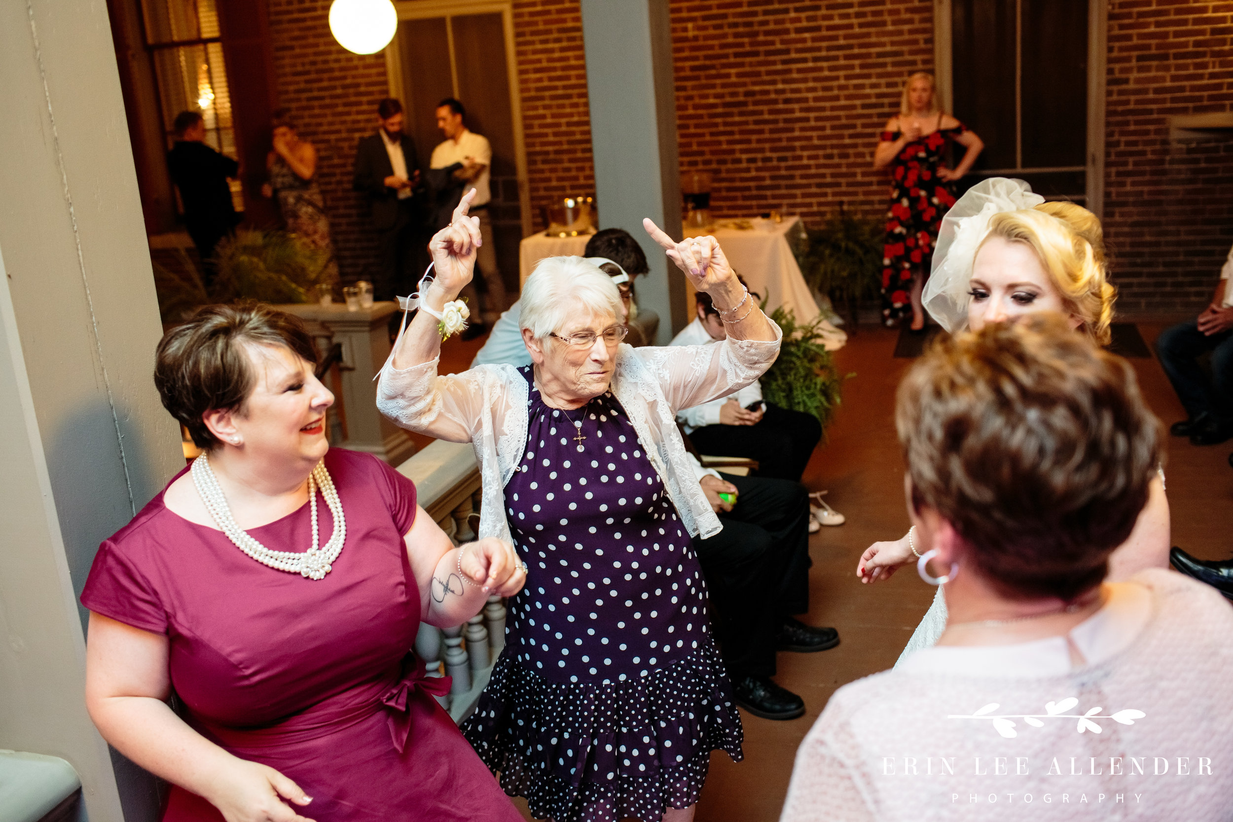 grandma-dancing