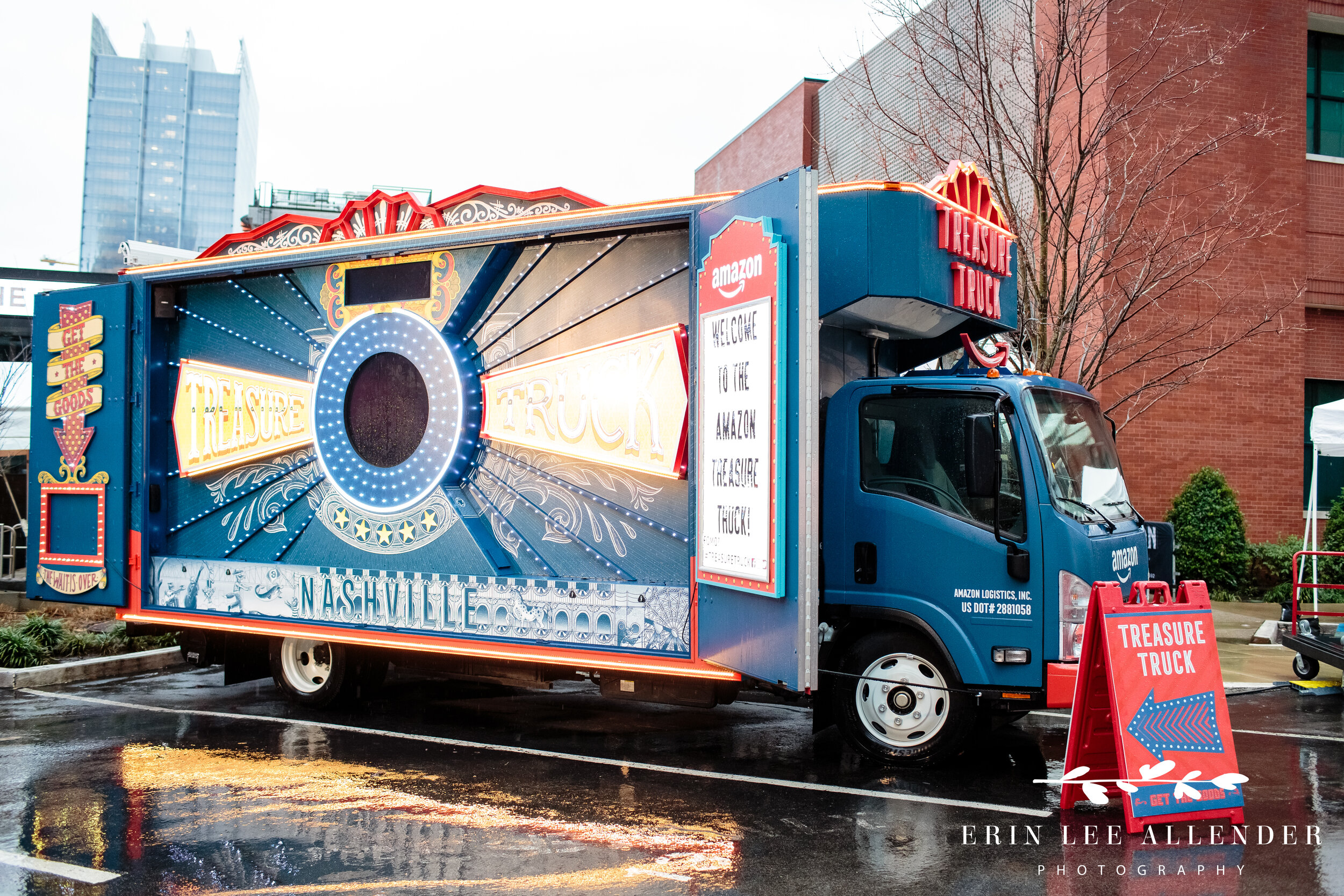 Amazon-Treasure-Truck