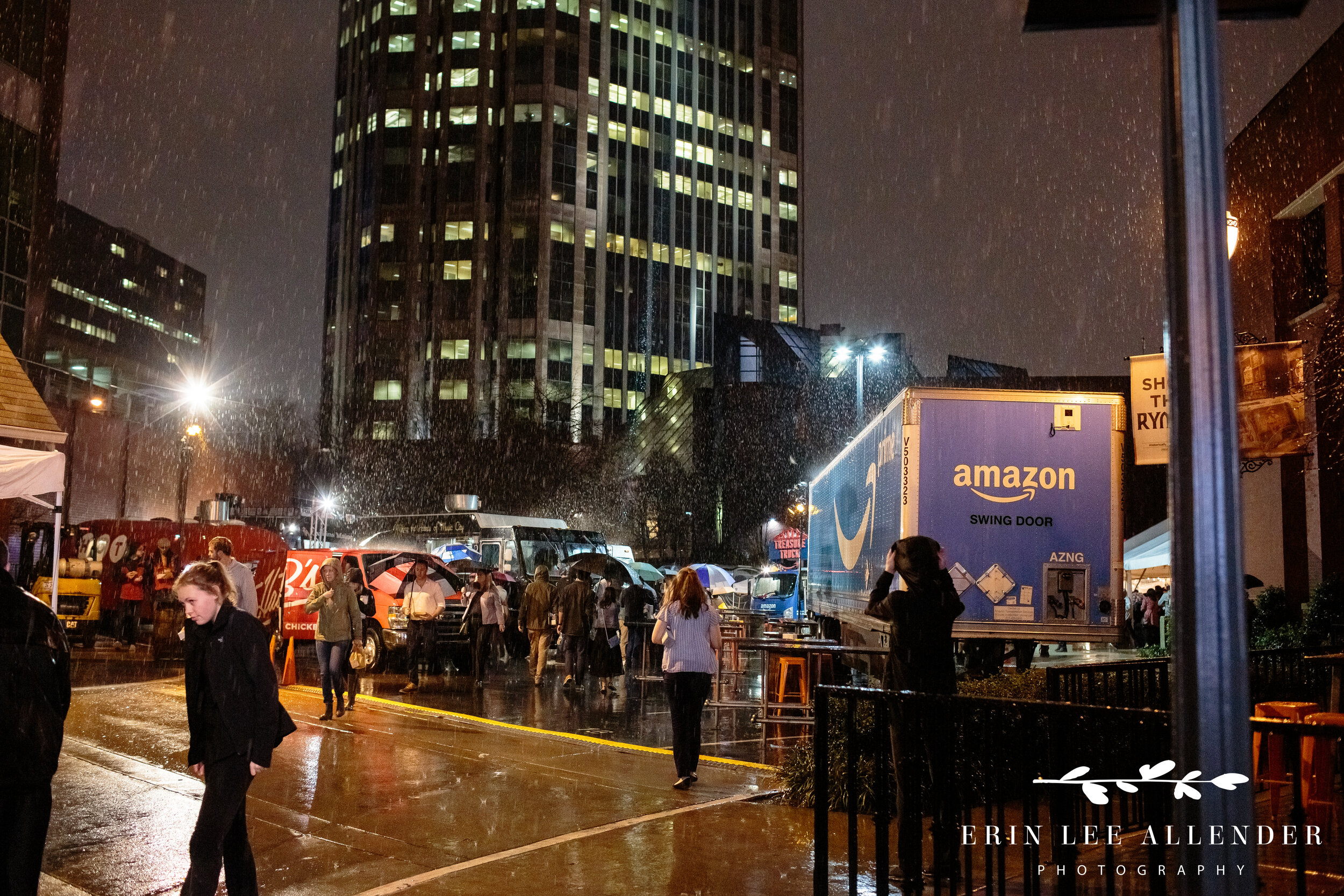 Ryman-event-in-the-rain