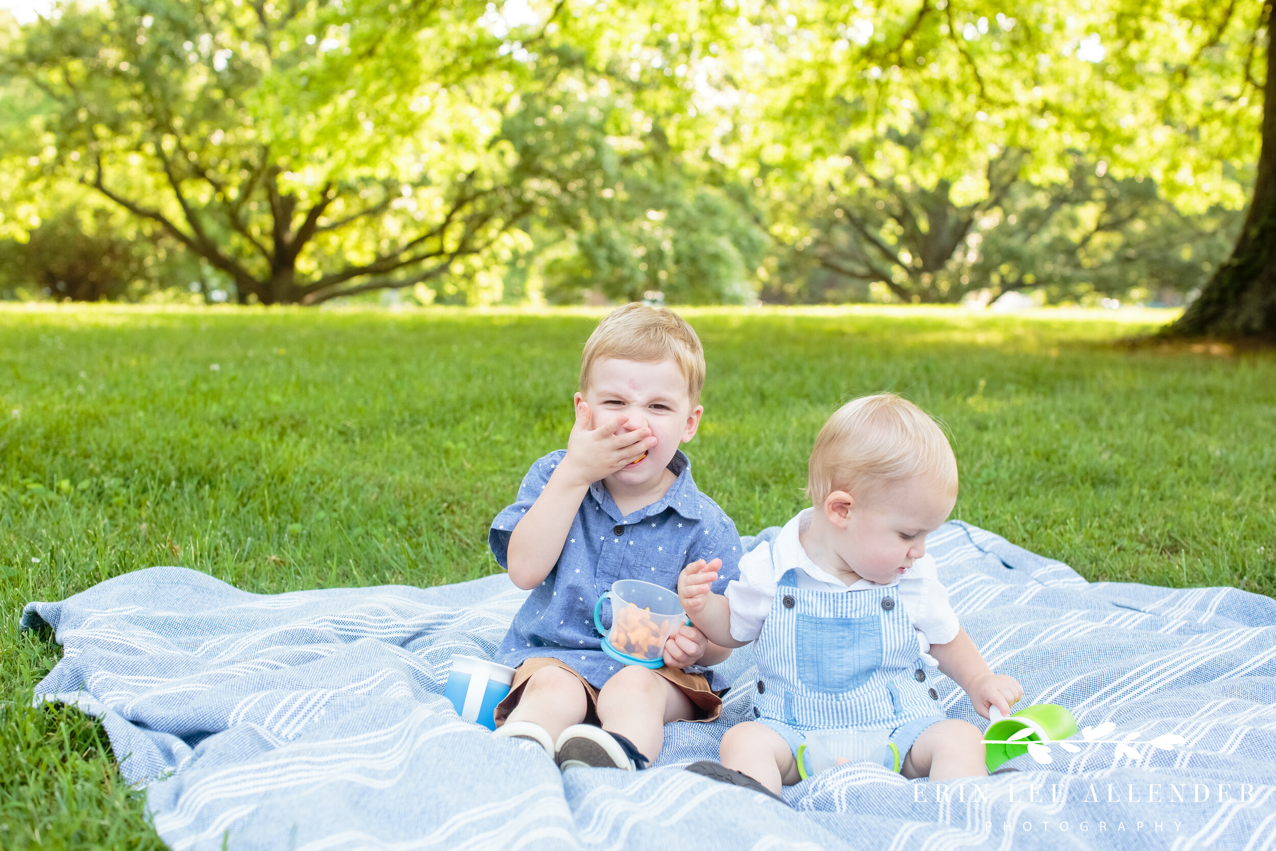 kids-taking-snack-break