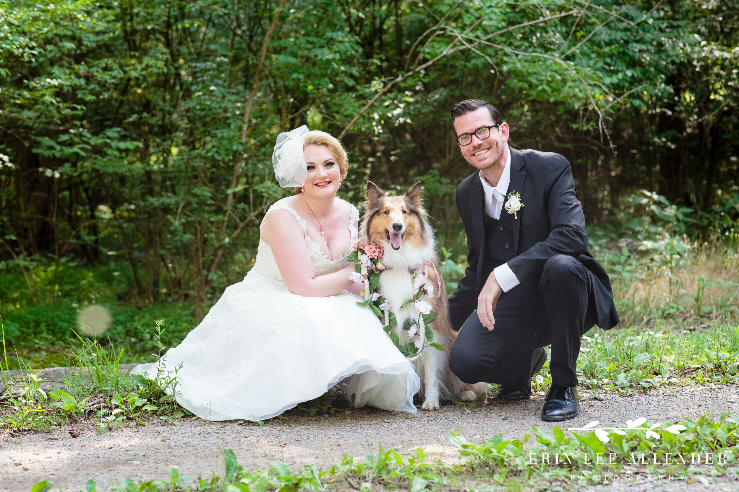 dog-intimate-wedding