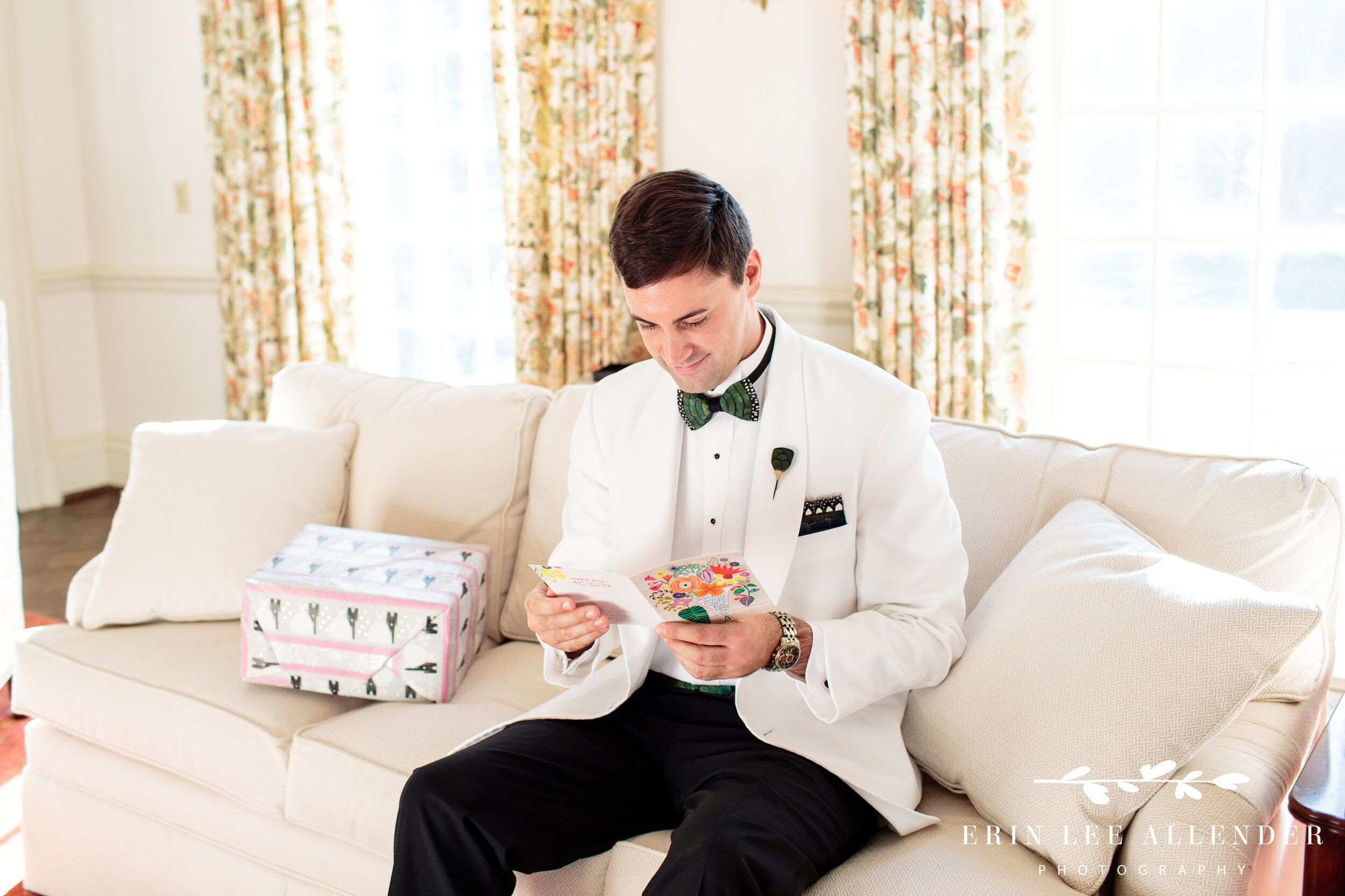 groom-reading-card