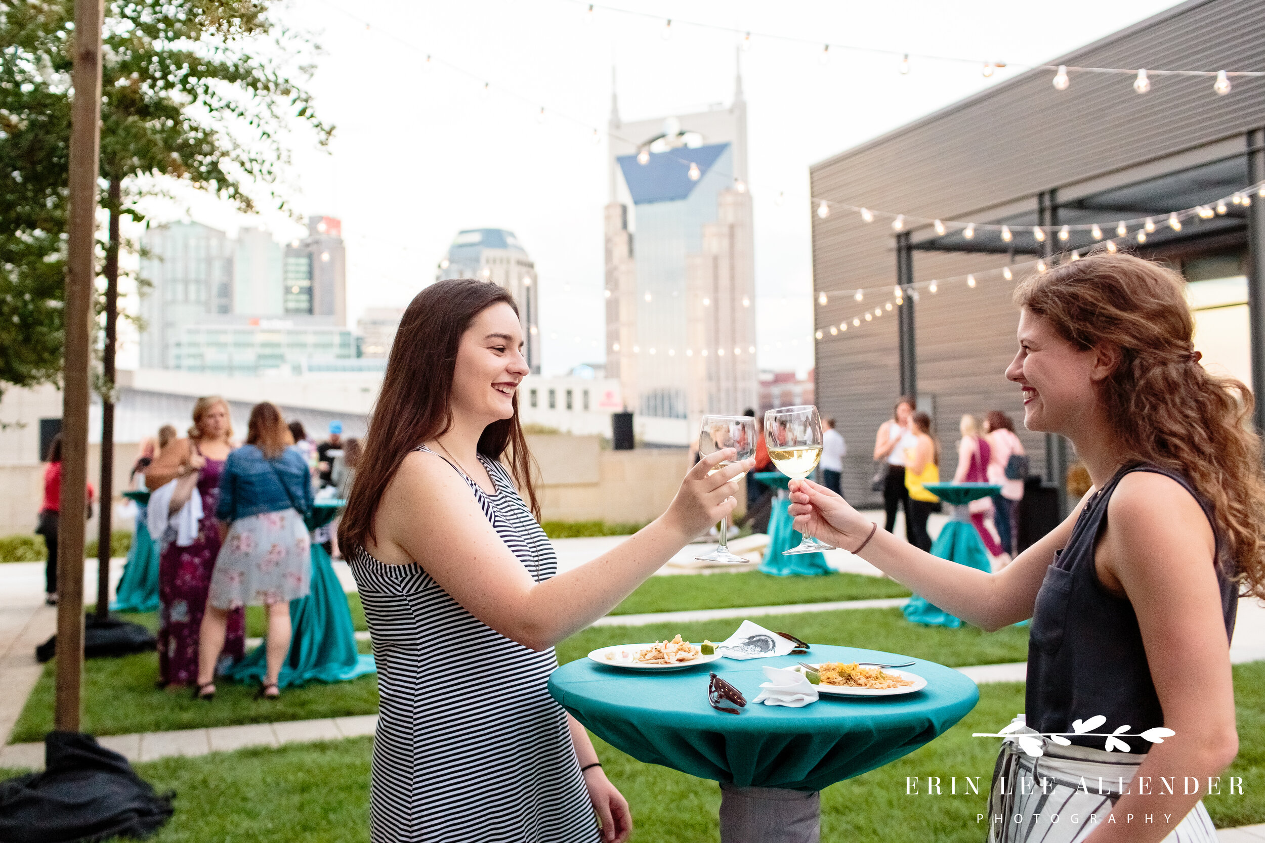 toasting-rooftop-nashville