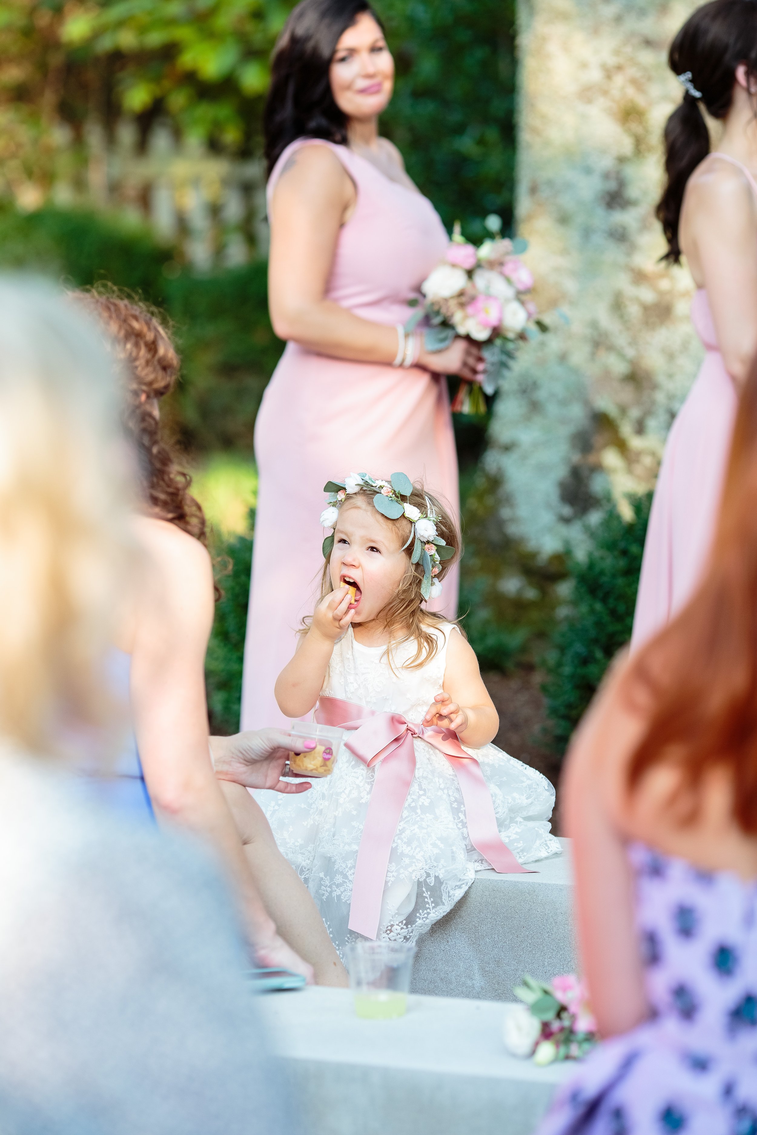 flower-girl-at-wedding