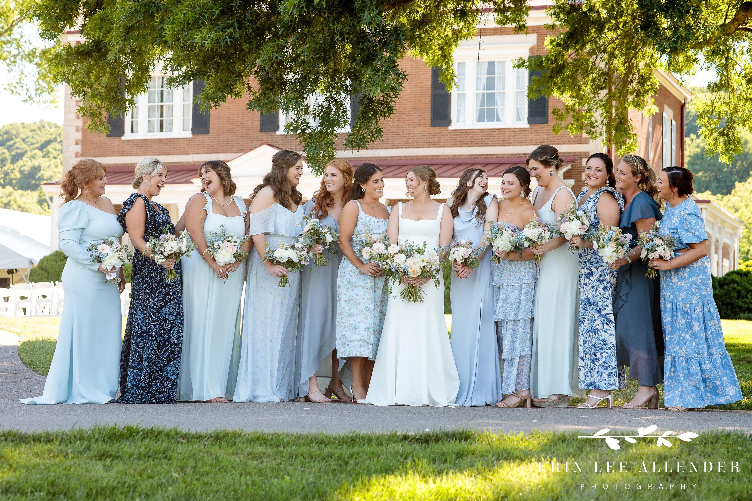 bridesmaids-different-dresses