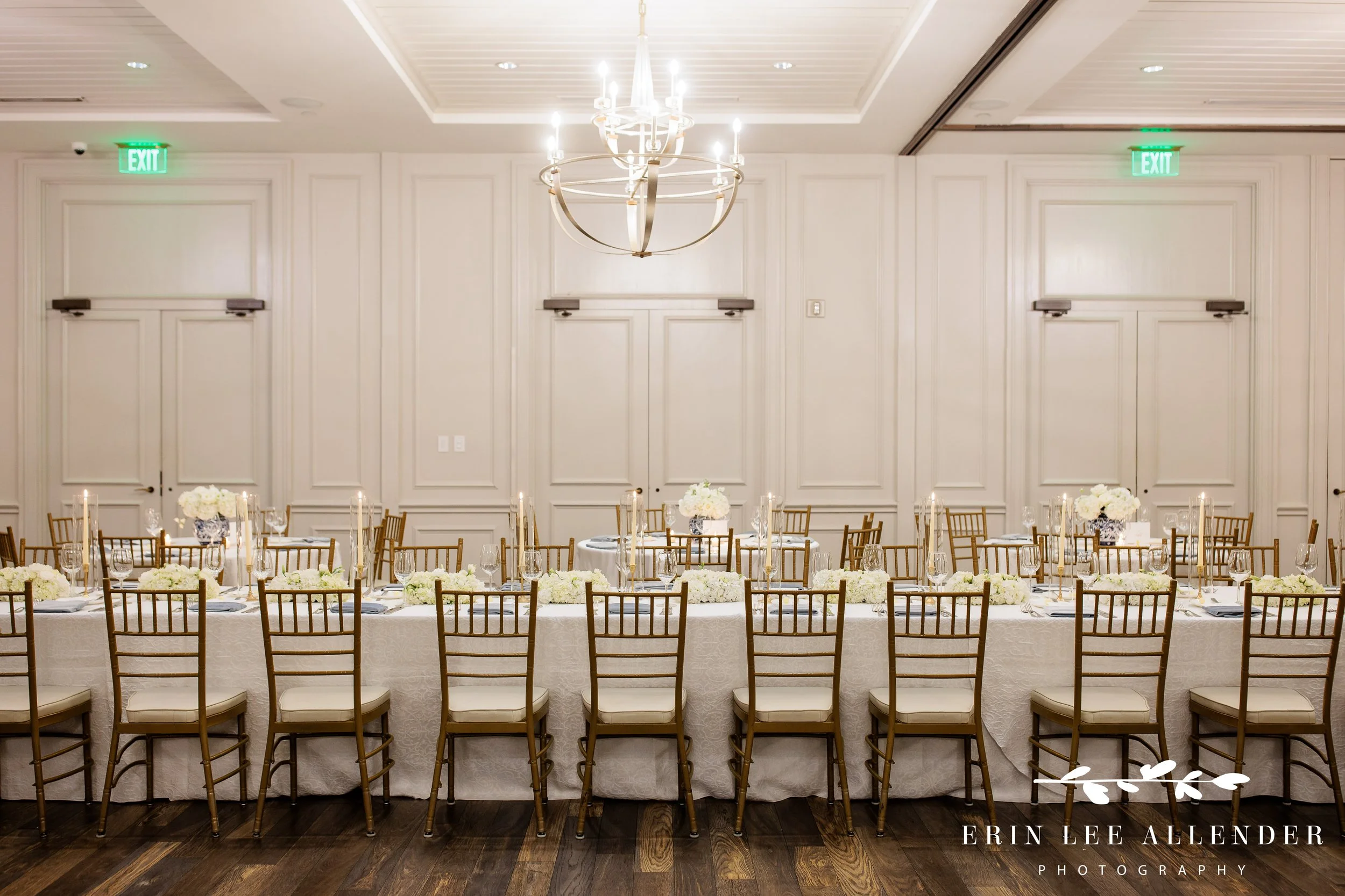Detail of head table with flowers and decor at Richland Country Club, Nashville