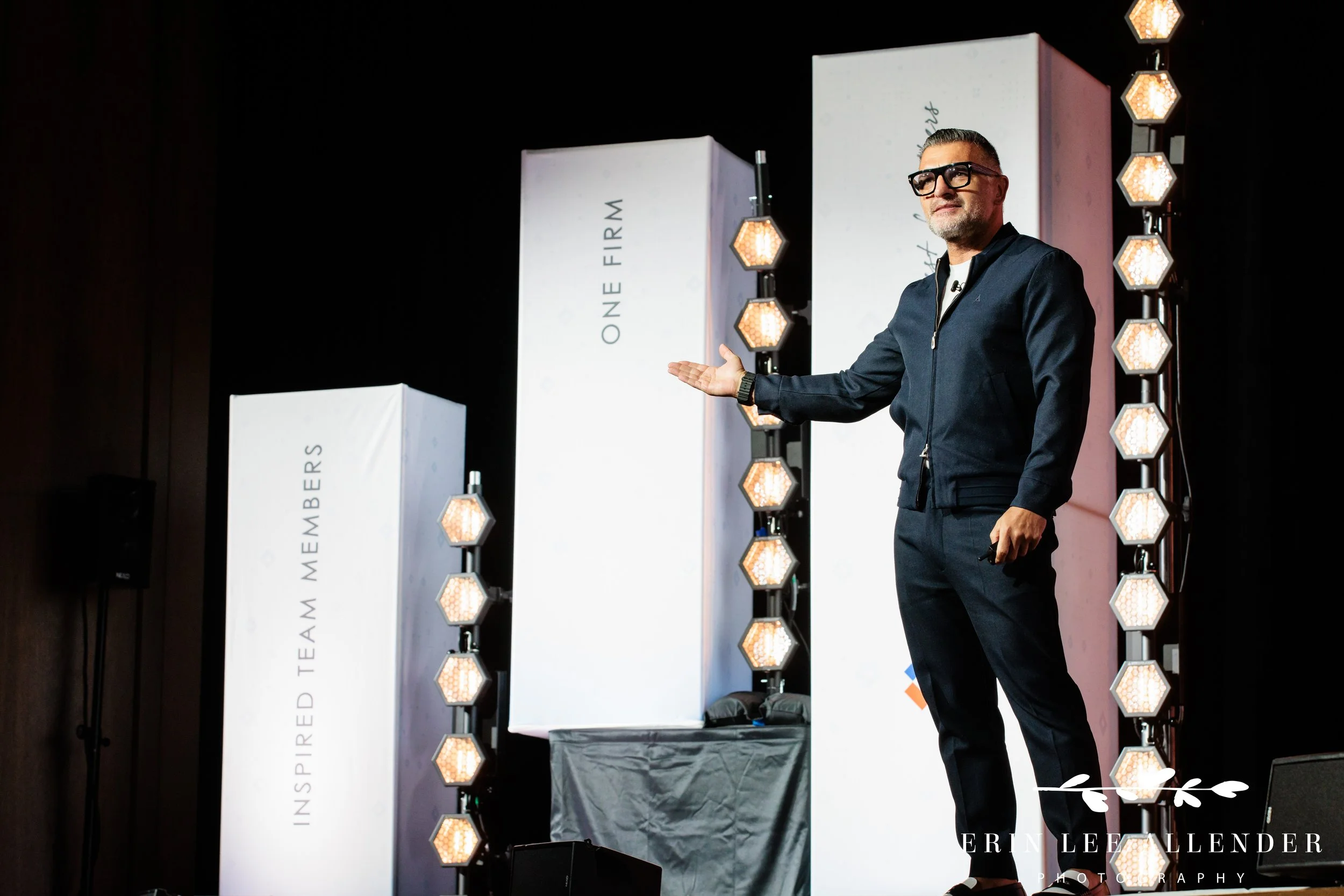 Nashville conference photographer capturing futurist John Sanei delivering a keynote at RubinBrown's conference at Gaylord Opryland Resort