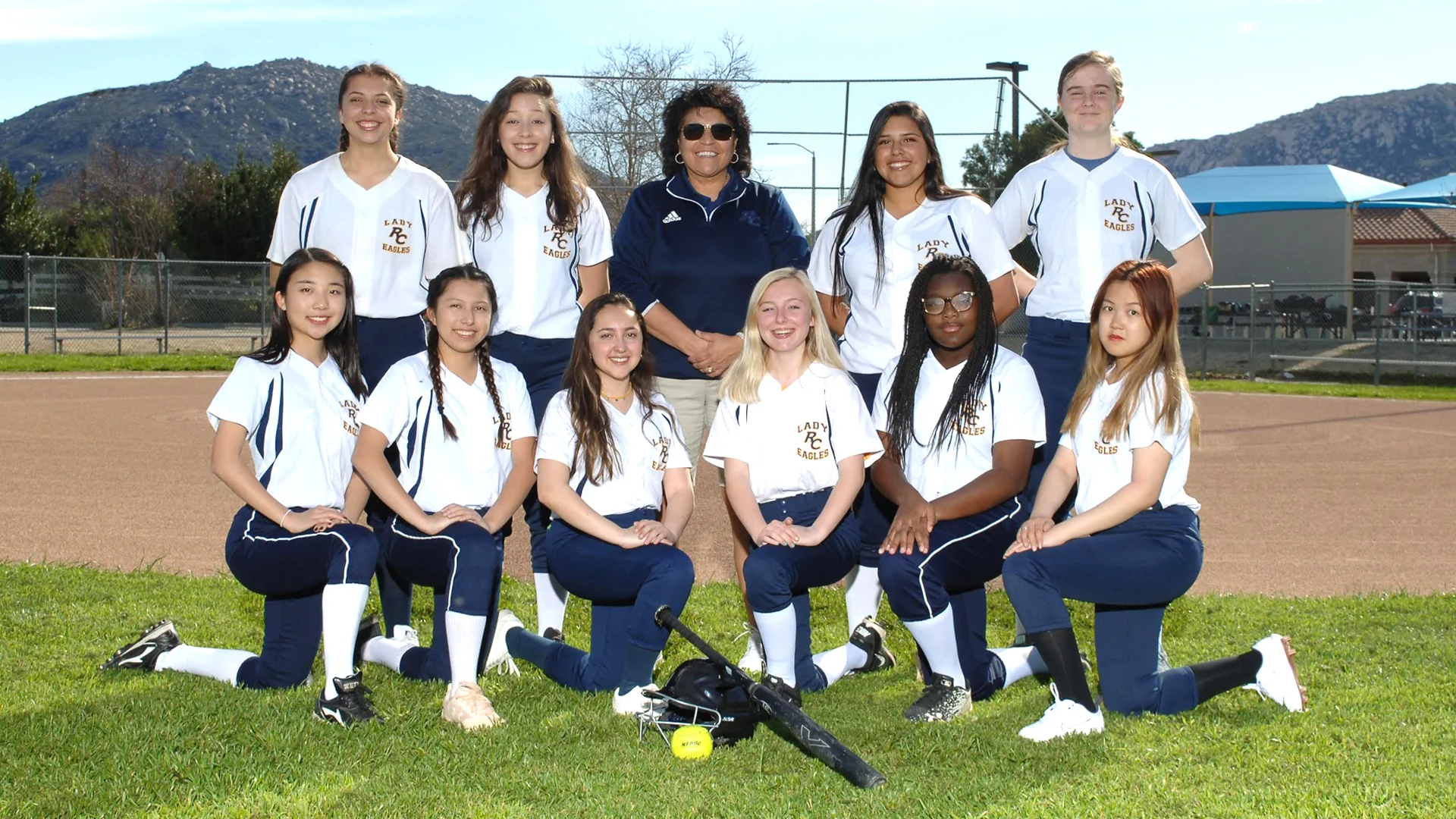 2018-2019-RCHS-Softball-Adjusted.jpg