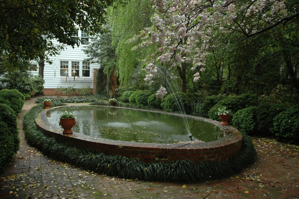 ClarksonGarden_09.JPG