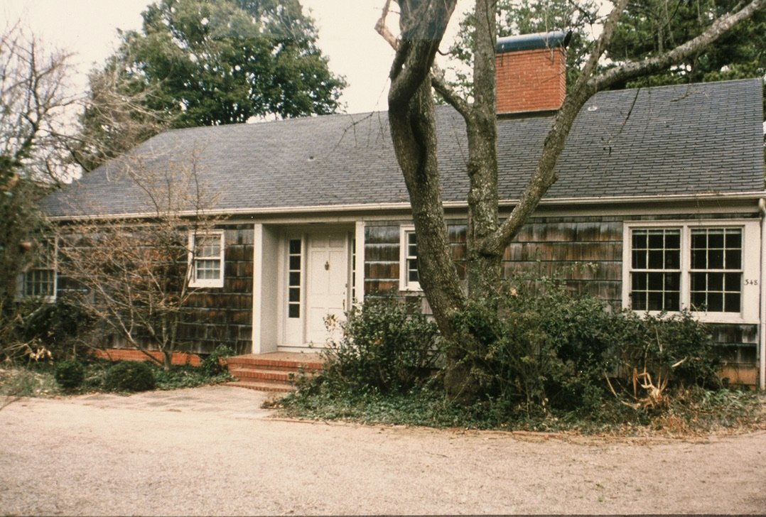  This photo was taken in the early 1980s—probably 1984, the year Elizabeth sold her house and moved to Maryland.  Notice the gentle curve of the front right bed line. 