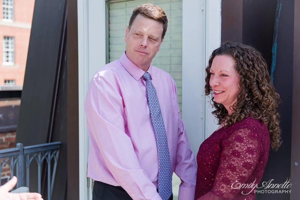 Emily-Annette-Photography-Elizabeth-Aaron-Elopement-Wedding-Alexandria-Virginia-01.jpg