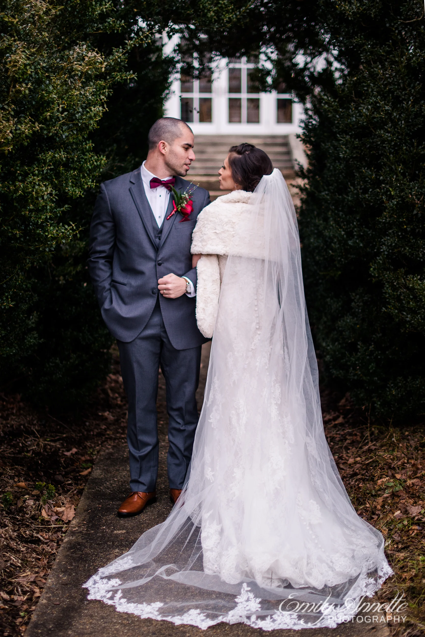 Raspberry Plain Manor Leesburg Virginia Winter Wedding