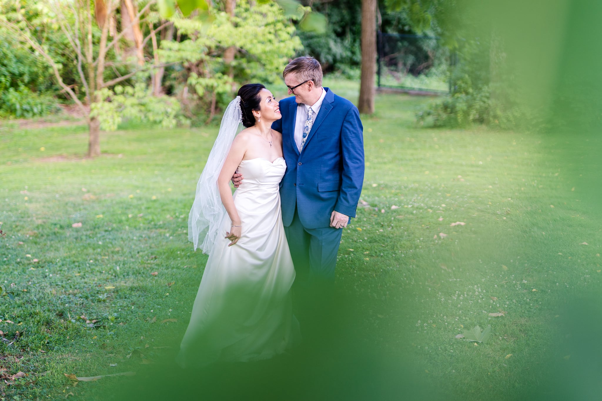 Hunter House Wedding Portraits Vienna, Virginia Wei and Paul