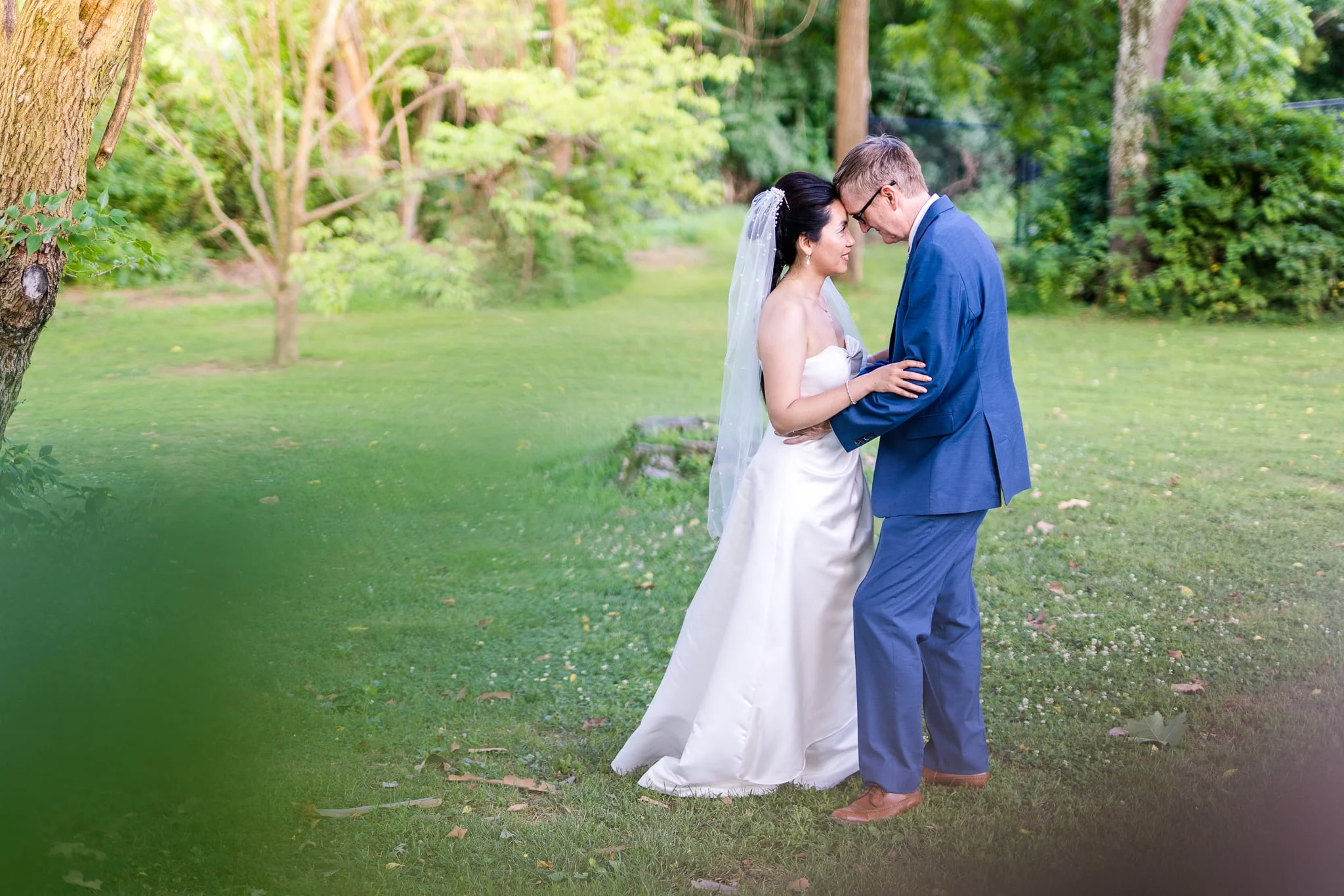 Hunter House Wedding Portraits Vienna, Virginia Wei and Paul