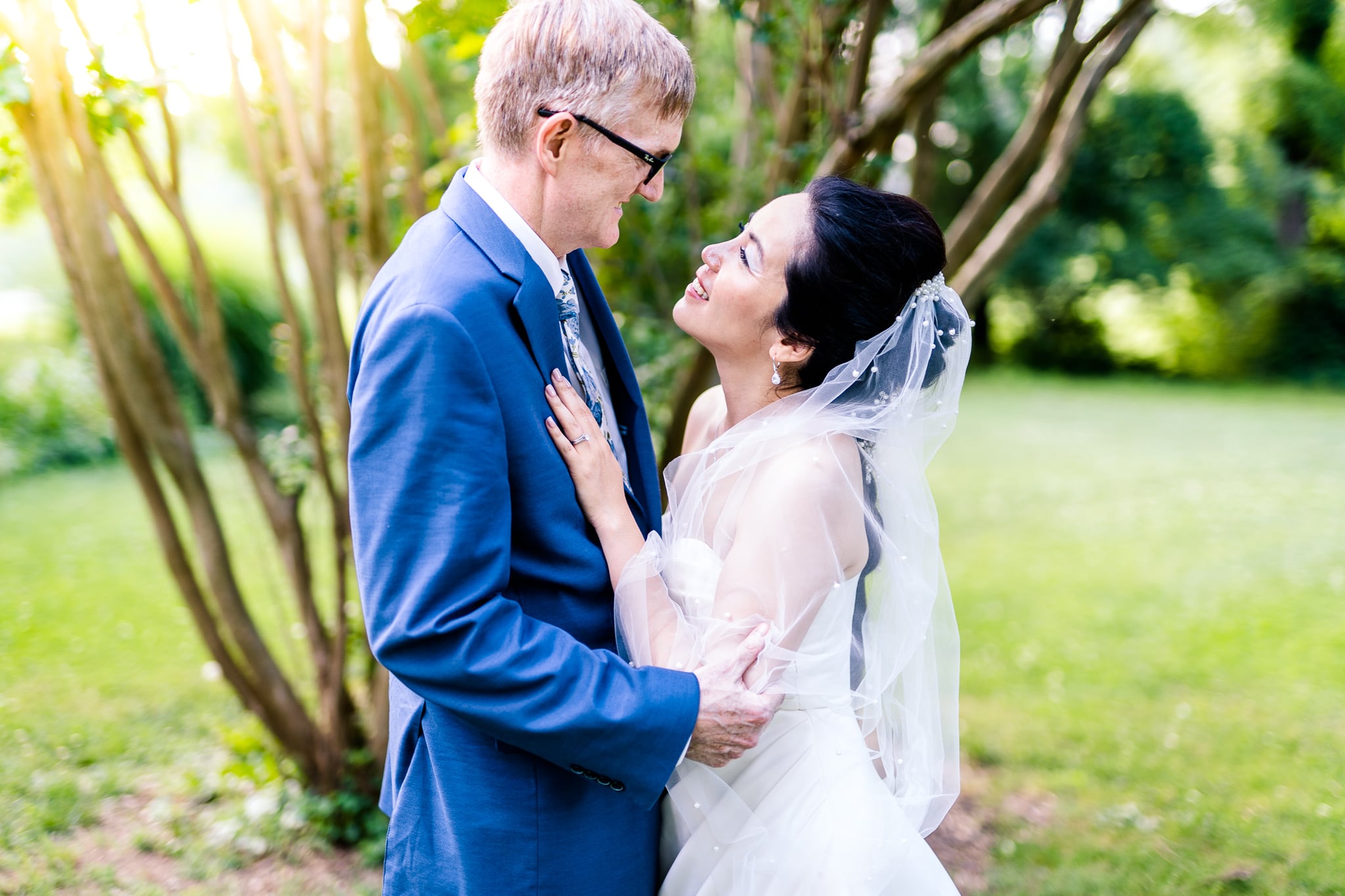 Hunter House Wedding Portraits Vienna, Virginia Wei and Paul