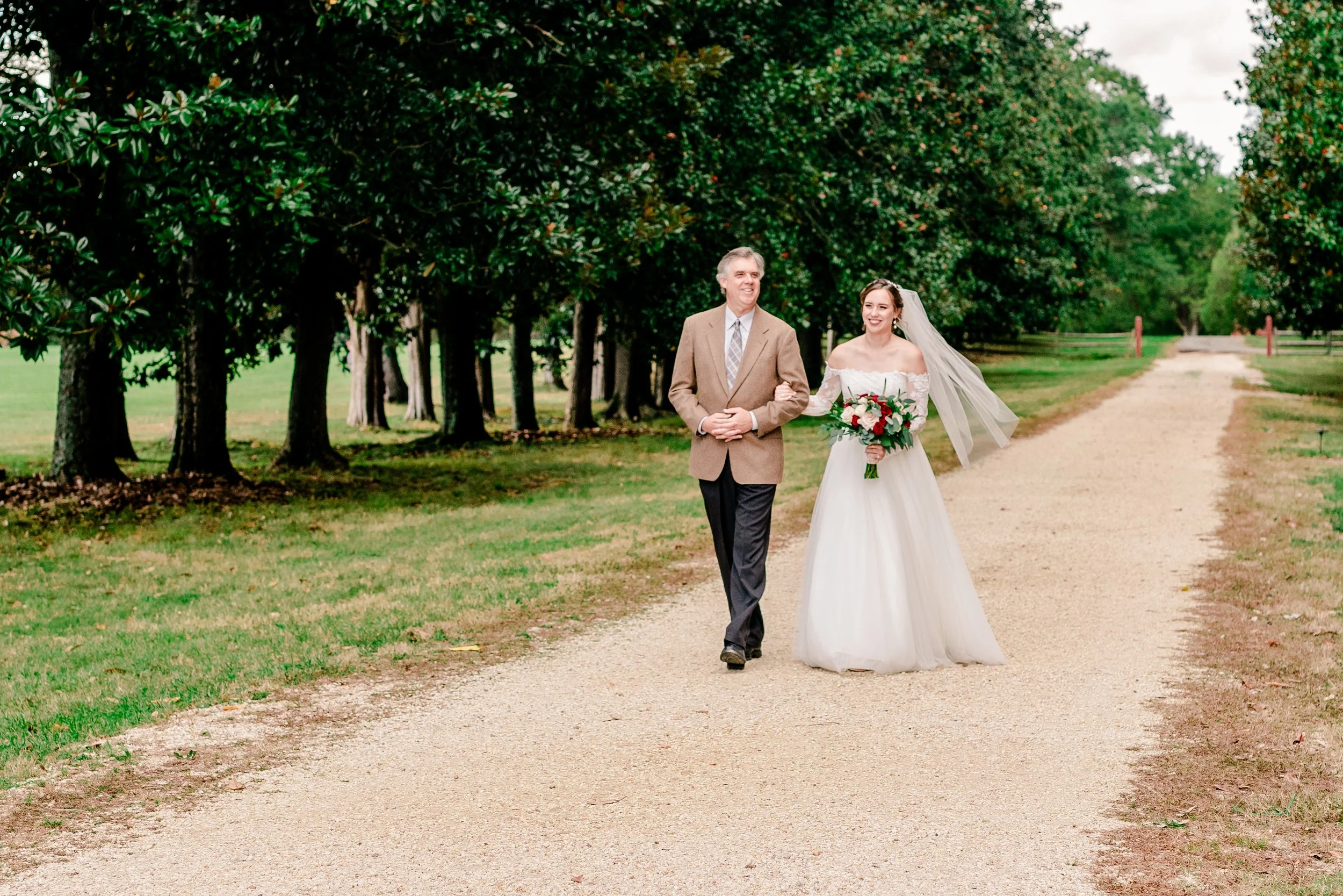 Romantic Fall Gunston Hall Wedding - Lorton, Virginia - Grace and Trae Romantic Fall Gunston Hall Wedding - Lorton, Virginia - Grace and Trae