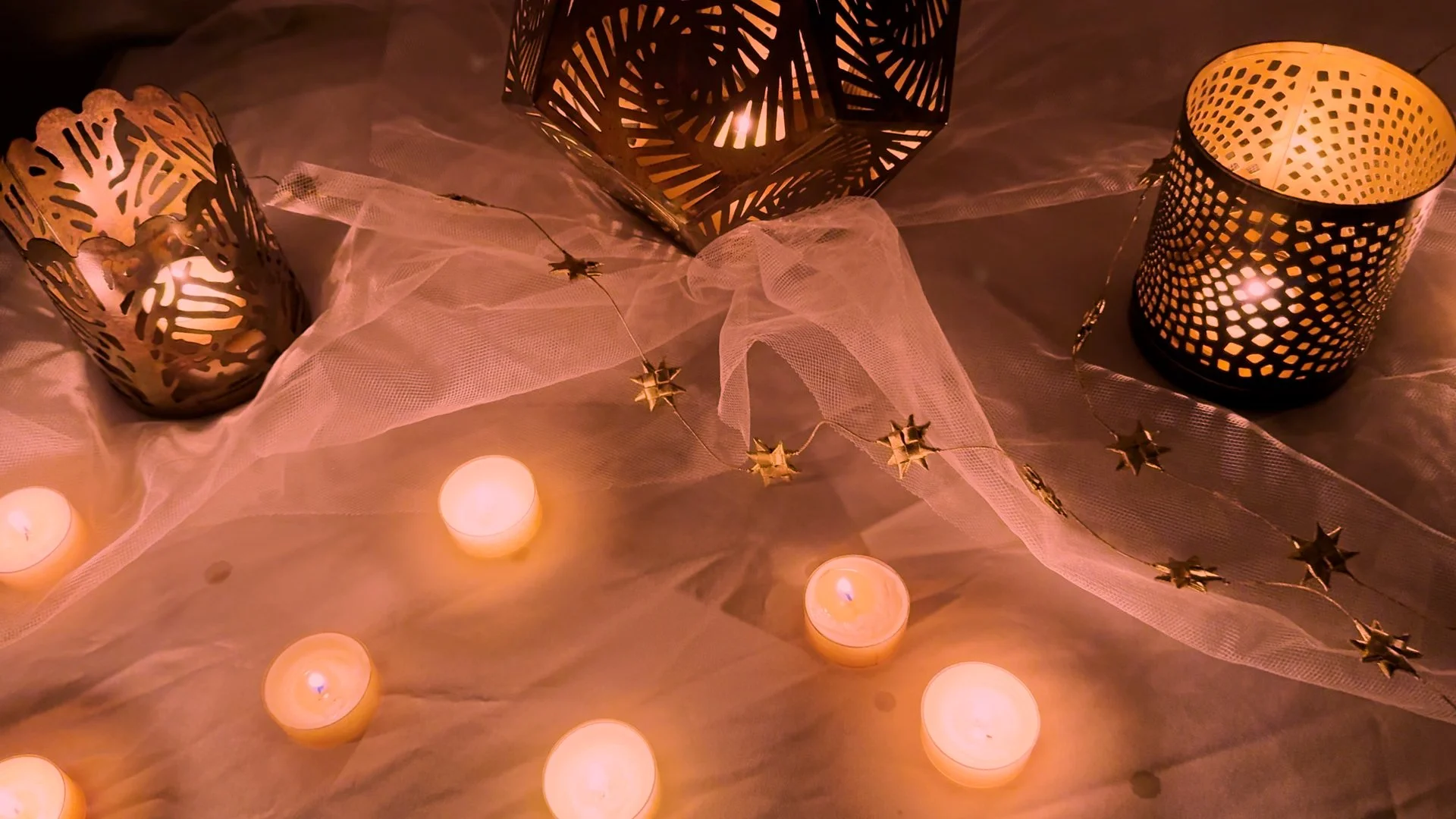 Show Up-by_Britt_Kusserow.00_00_11_20.Still002.jpg