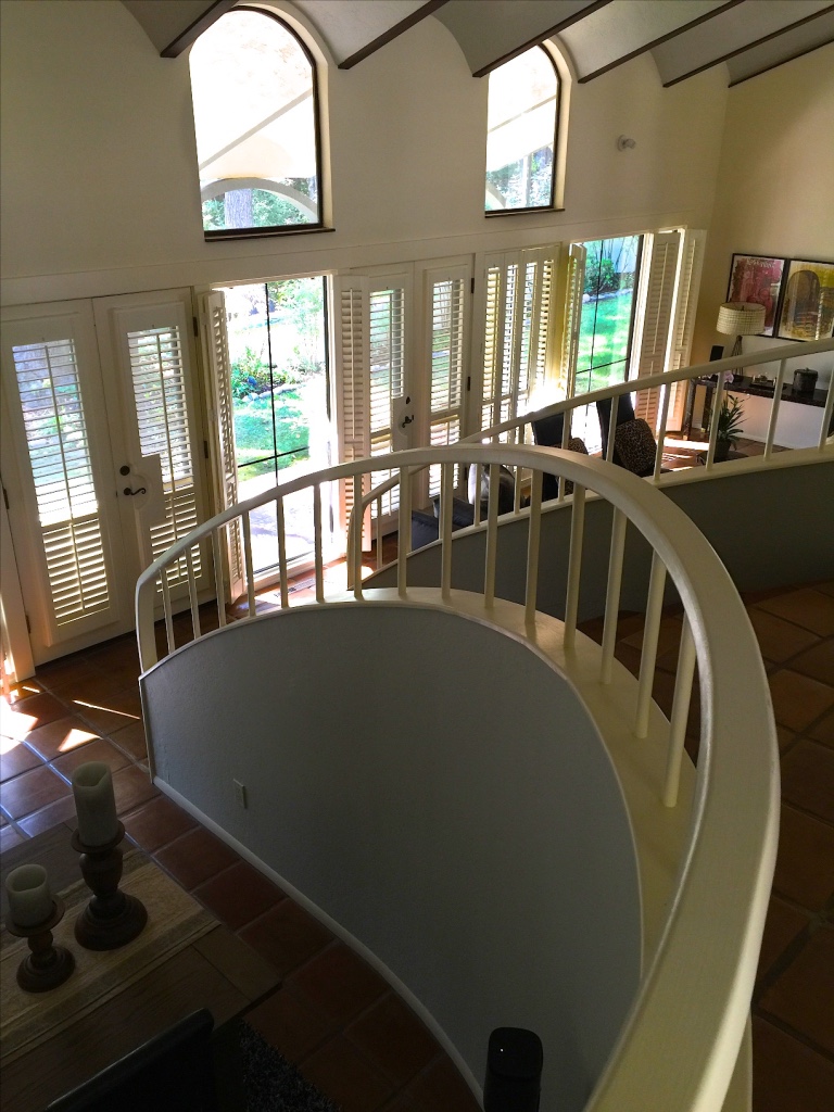 staircase curve dr.jpg