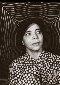 nella-portrait.jpg