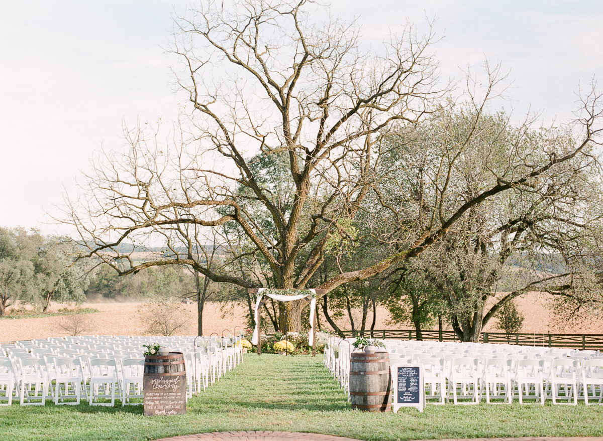 MD-Walkers-Overlook-Wedding-Bride-Get-Ready-44.jpg