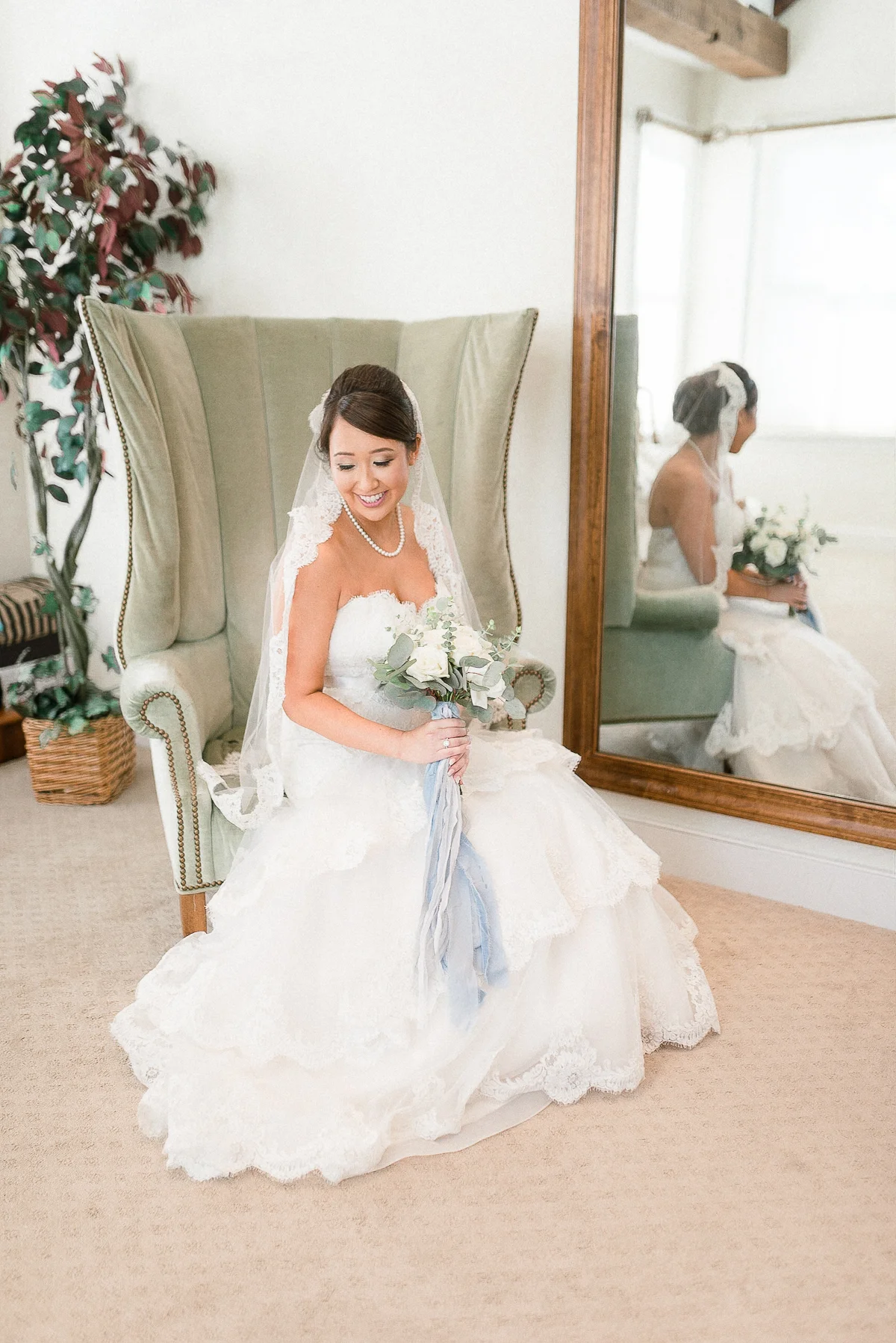 MD-Walkers-Overlook-Wedding-Bride-Get-Ready-28.jpg