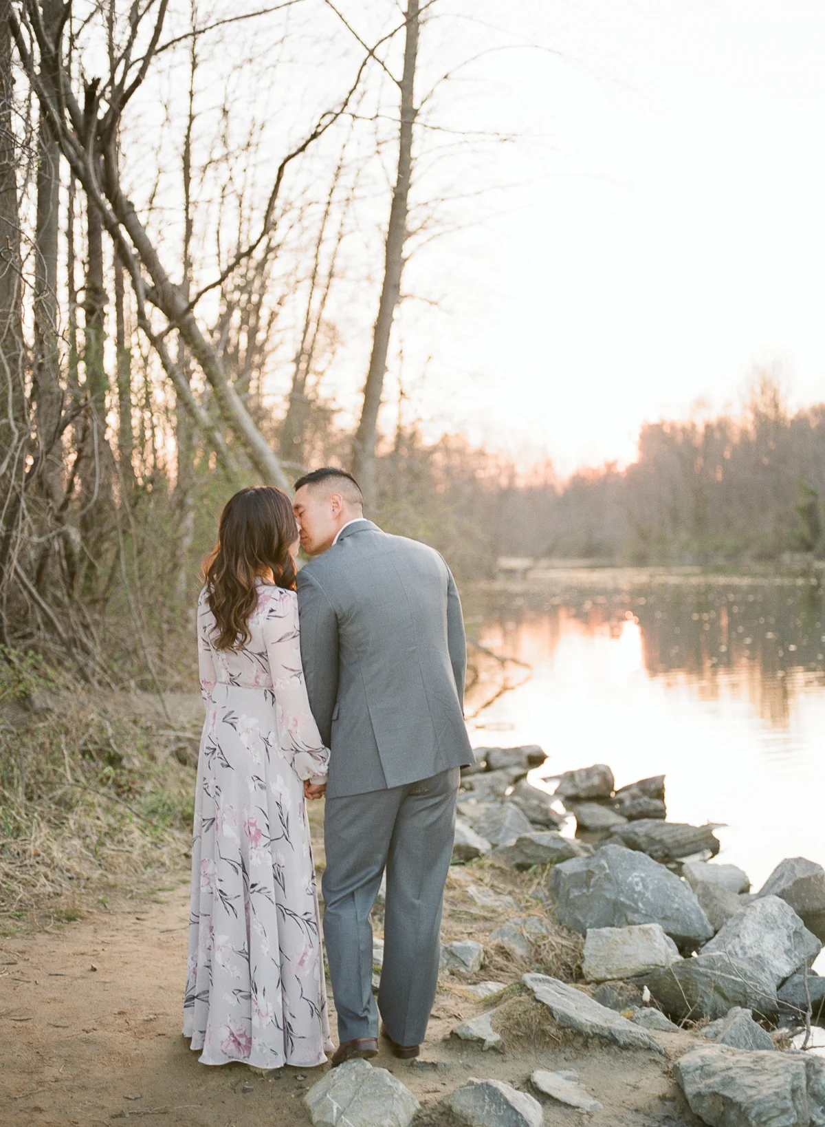 MD-Engagement-Spring-Ellicott-City-Centennial-Park-4.jpg