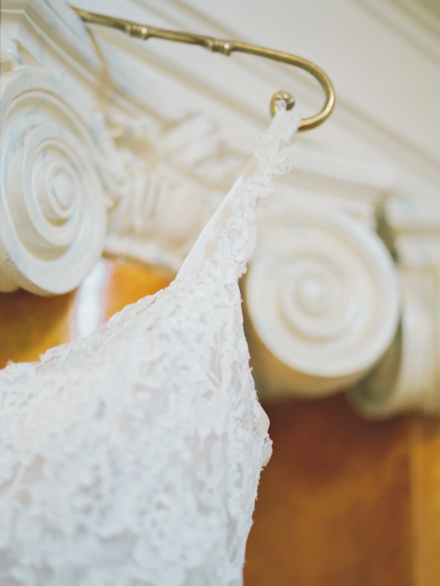 VA-Great-Marsh-Estate-Summer-Wedding-Blush-8.jpg