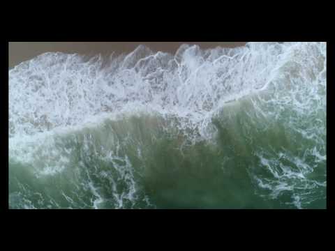 Crashing waves from above