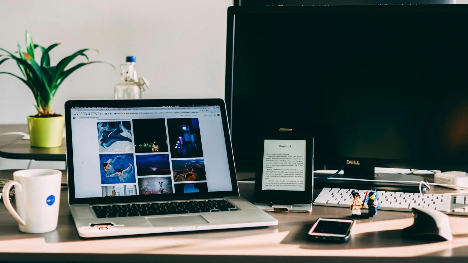 Curated visual reference: Visual Reference: Services Include Pc And Cell Phone Repairs Electronics Recycling