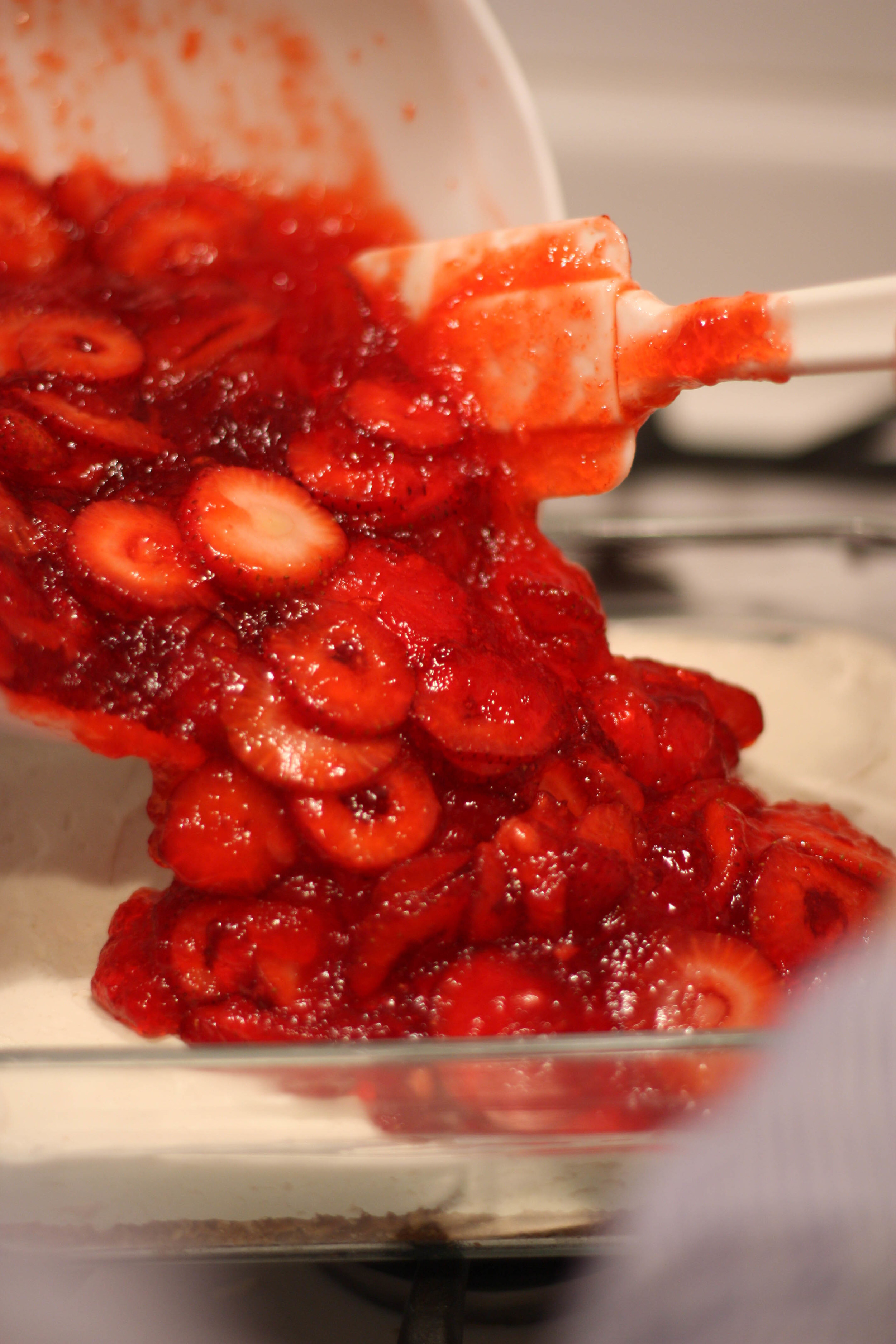 jello-pretzel-salad-16.jpg
