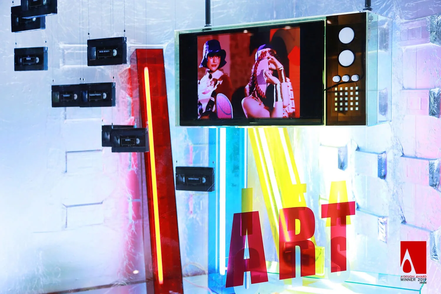 《A'DESIGN AWARD-Iron Design Award》櫥窗設計|2018" BACK to FUTURE|ARTIFACTS