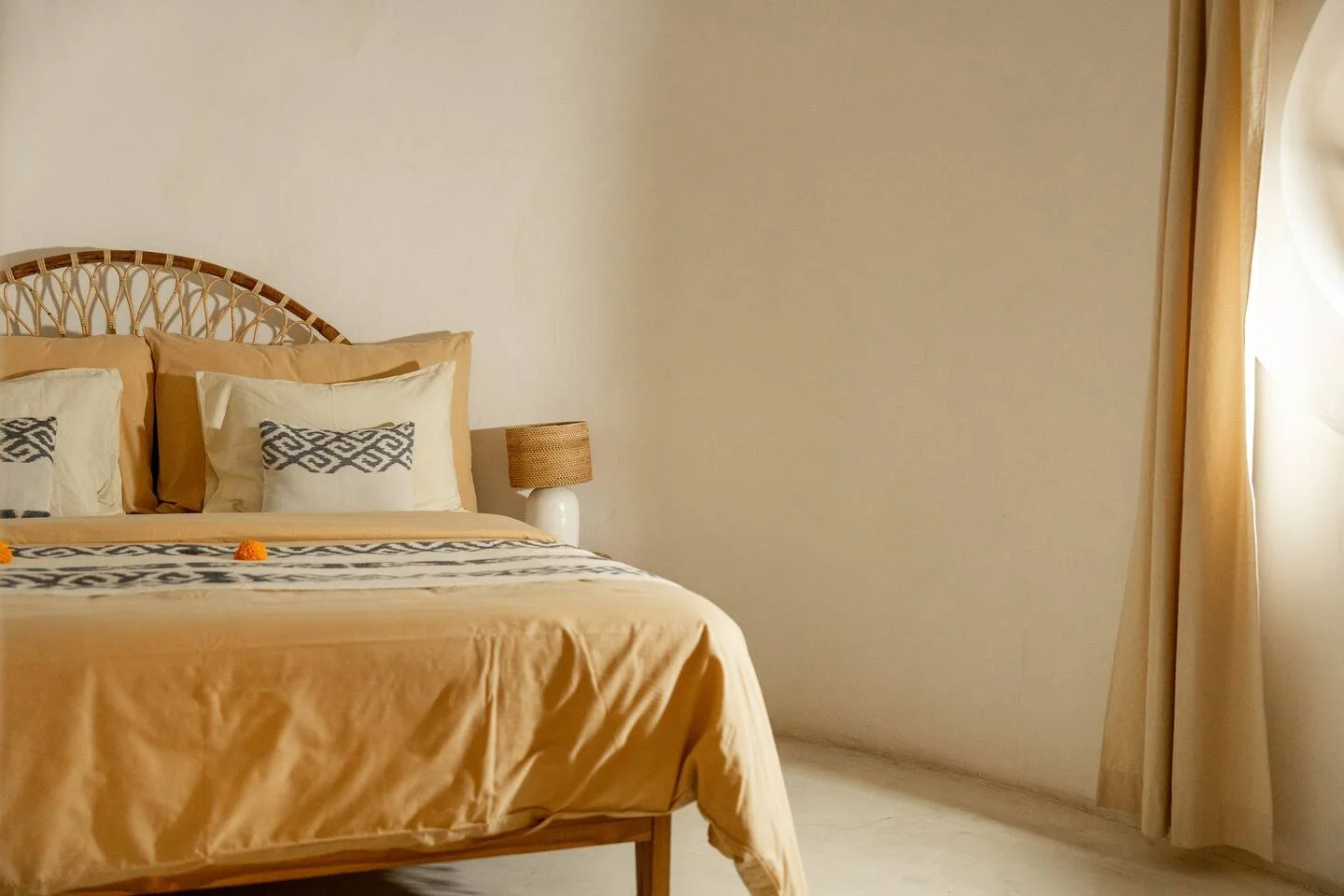 Pachamama GIli Air Villa Bedroom 1.jpeg