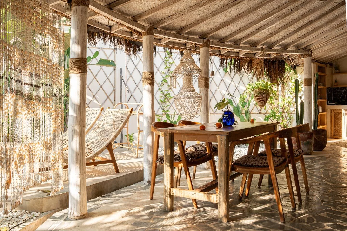 Pachamama GIli Air Villa Patio 5.jpeg