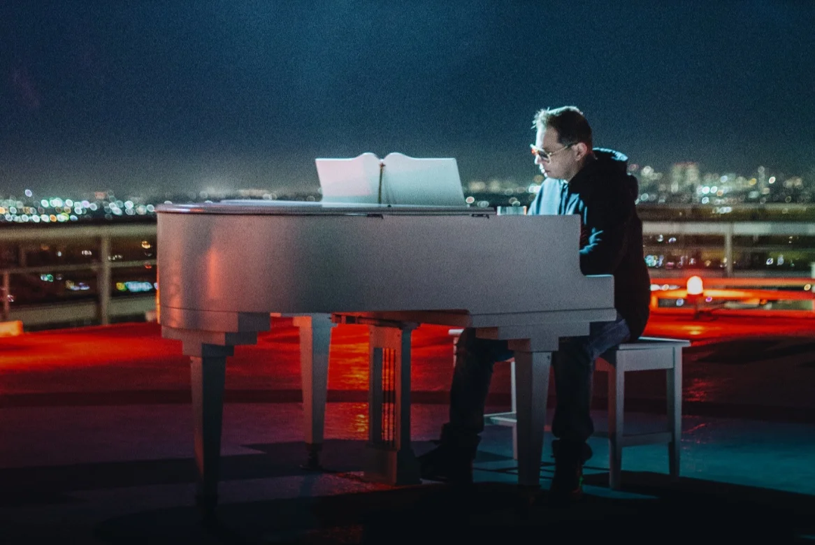 STILL STORCH ~ Documentary