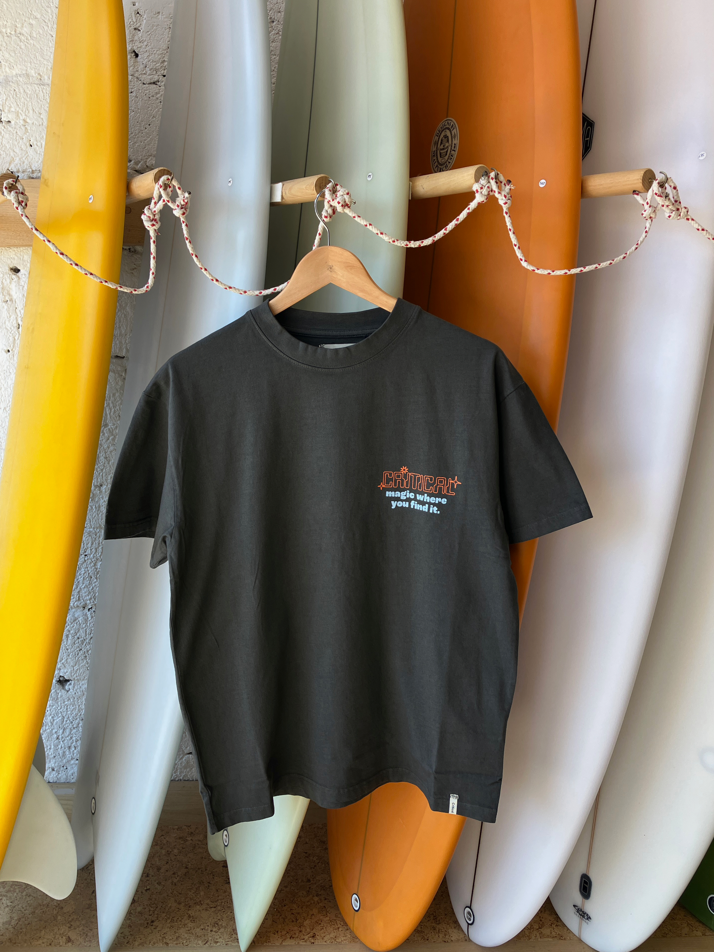 Green Thumb Tee - Phantom