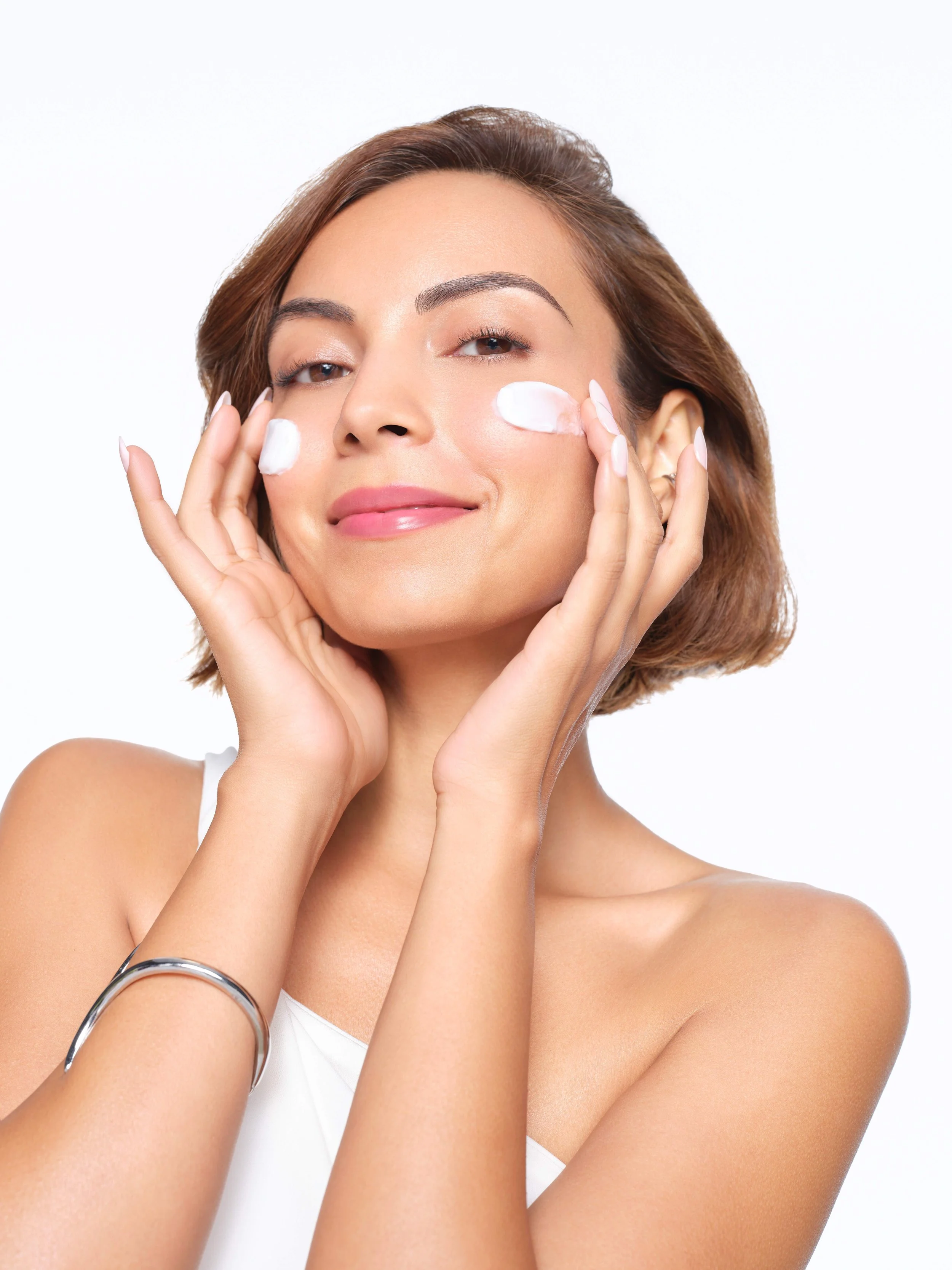 6.VCD PRODUCT TALENT CLOUD STORY_0947 V2.jpg