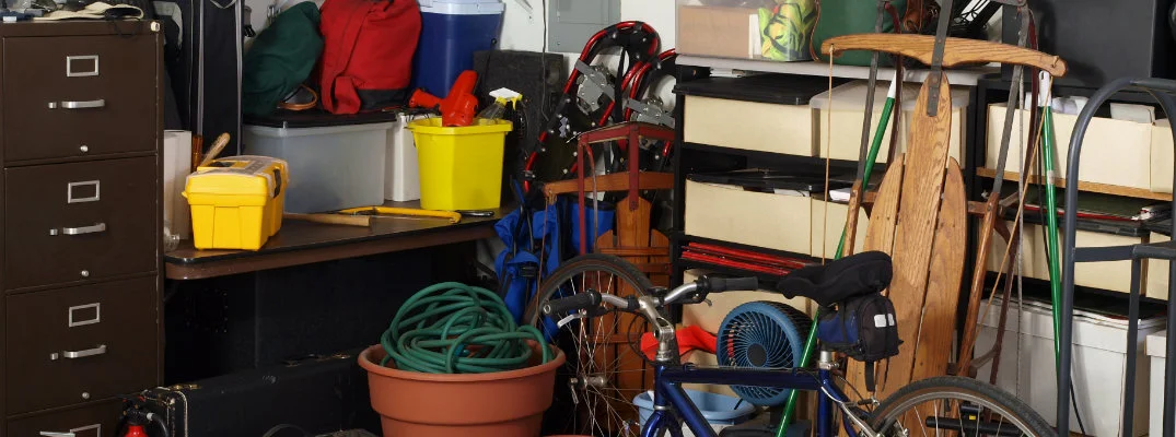 Cluttered-Garage-Feature_b.jpg