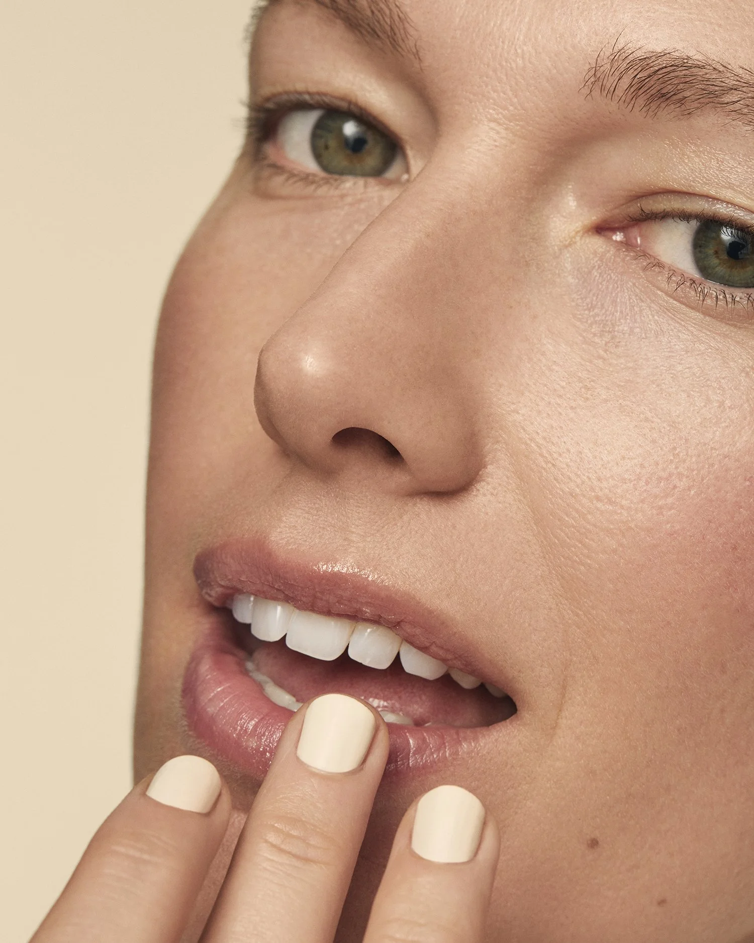 2021-CS-SkincareOily-ApplicationBDC-Sara_017_v2_RGB_150_FINAL.jpg