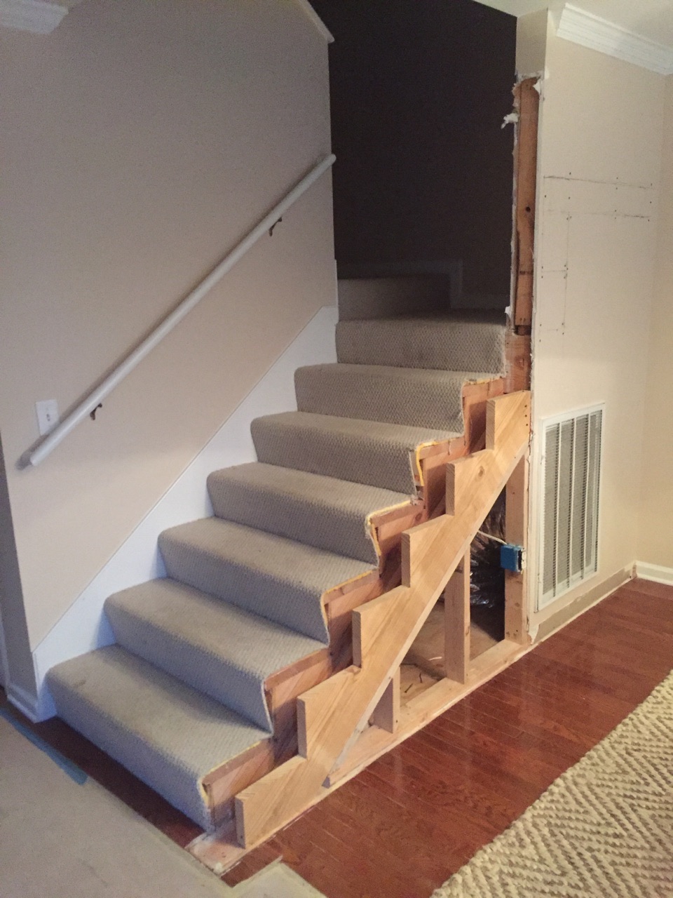  simple changes to these stairs made a huge difference. 