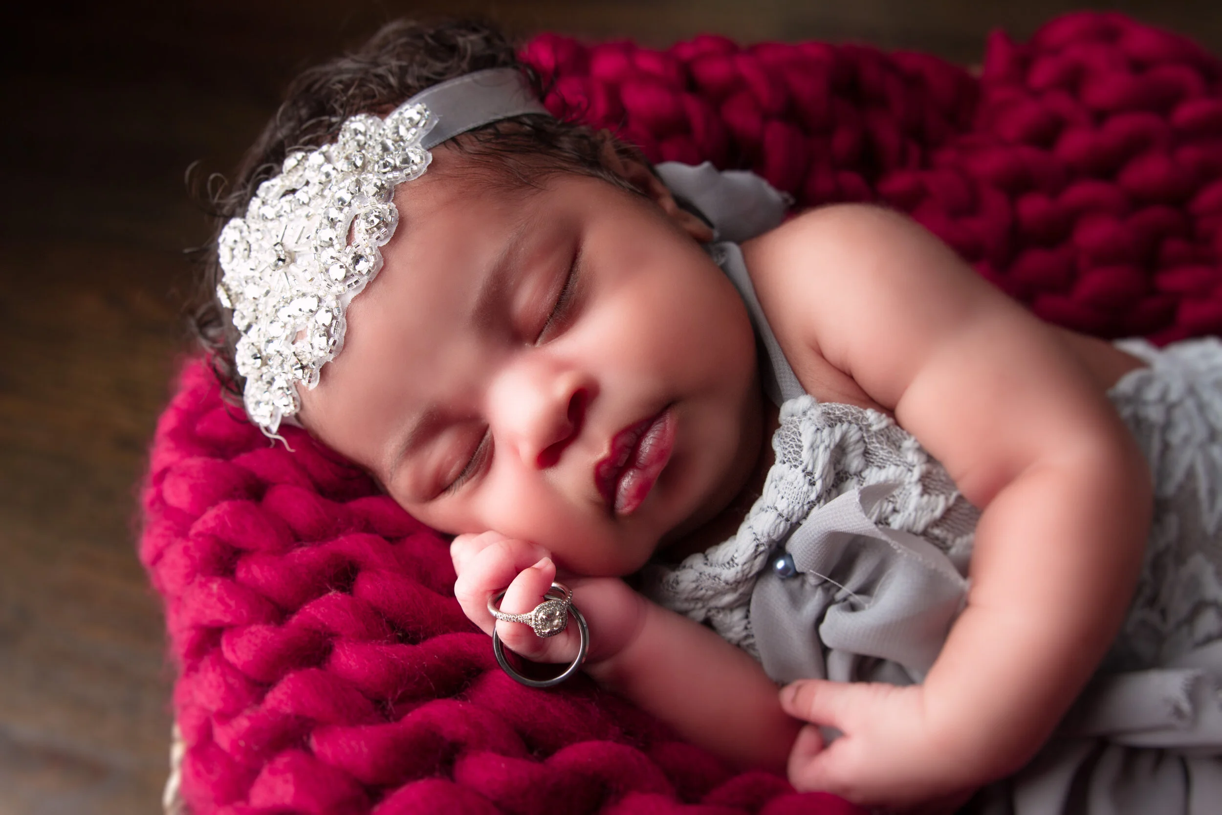 TOP 6 TIPS FOR PARENTS FOR A SUCCESSFUL NEWBORN PHOTO SESSION