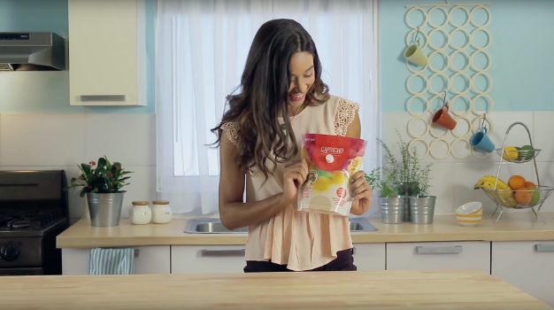   Capricho -&nbsp;Unete a la movida de los Natural  #caprichord *&nbsp; Comercial Capricho  2016 