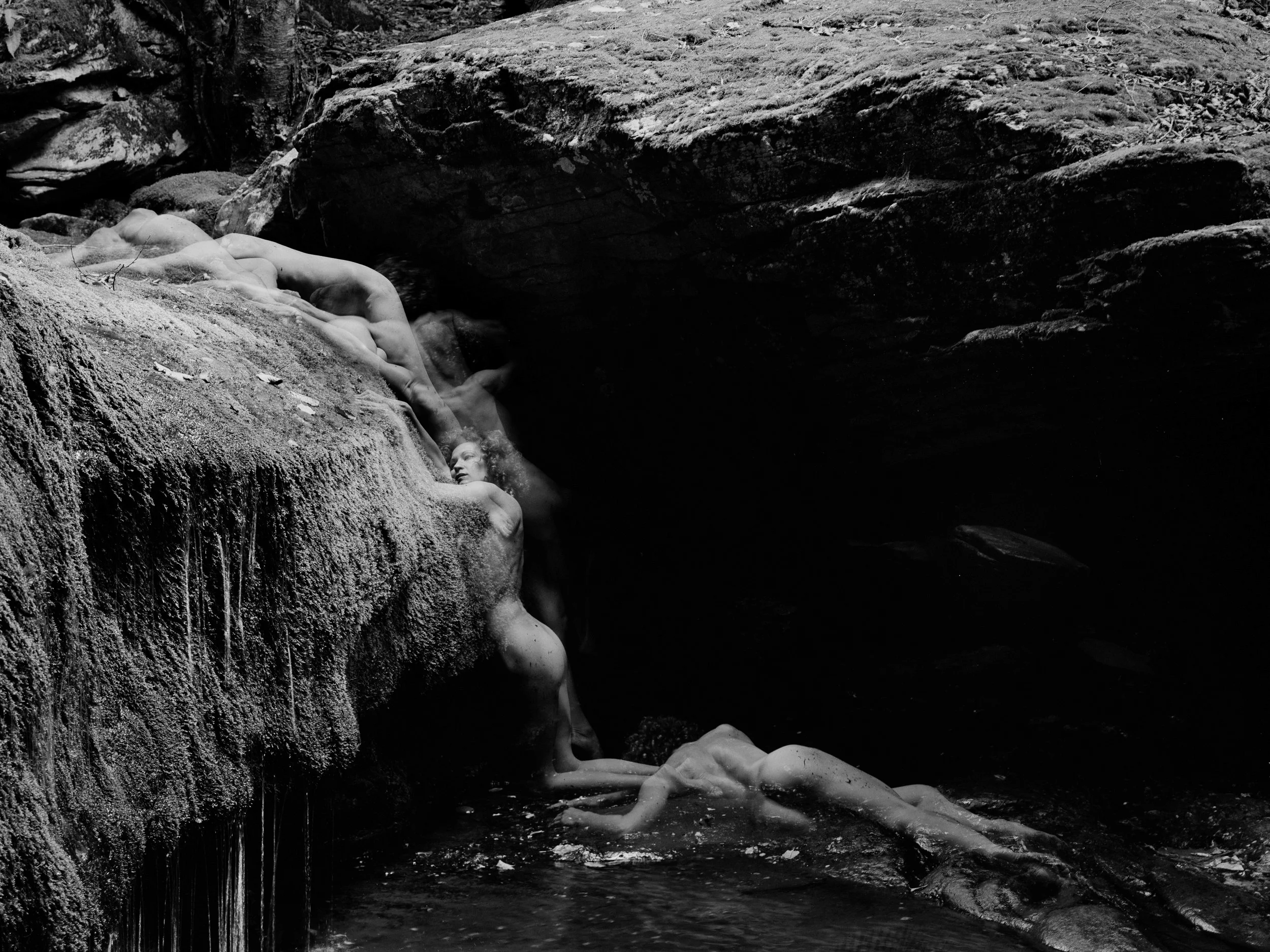 REACHING - 24 x 19" - ARCHIVAL PIGMENT PRINT - 2016 — DEVIL'S KITCHEN, NEW YORK