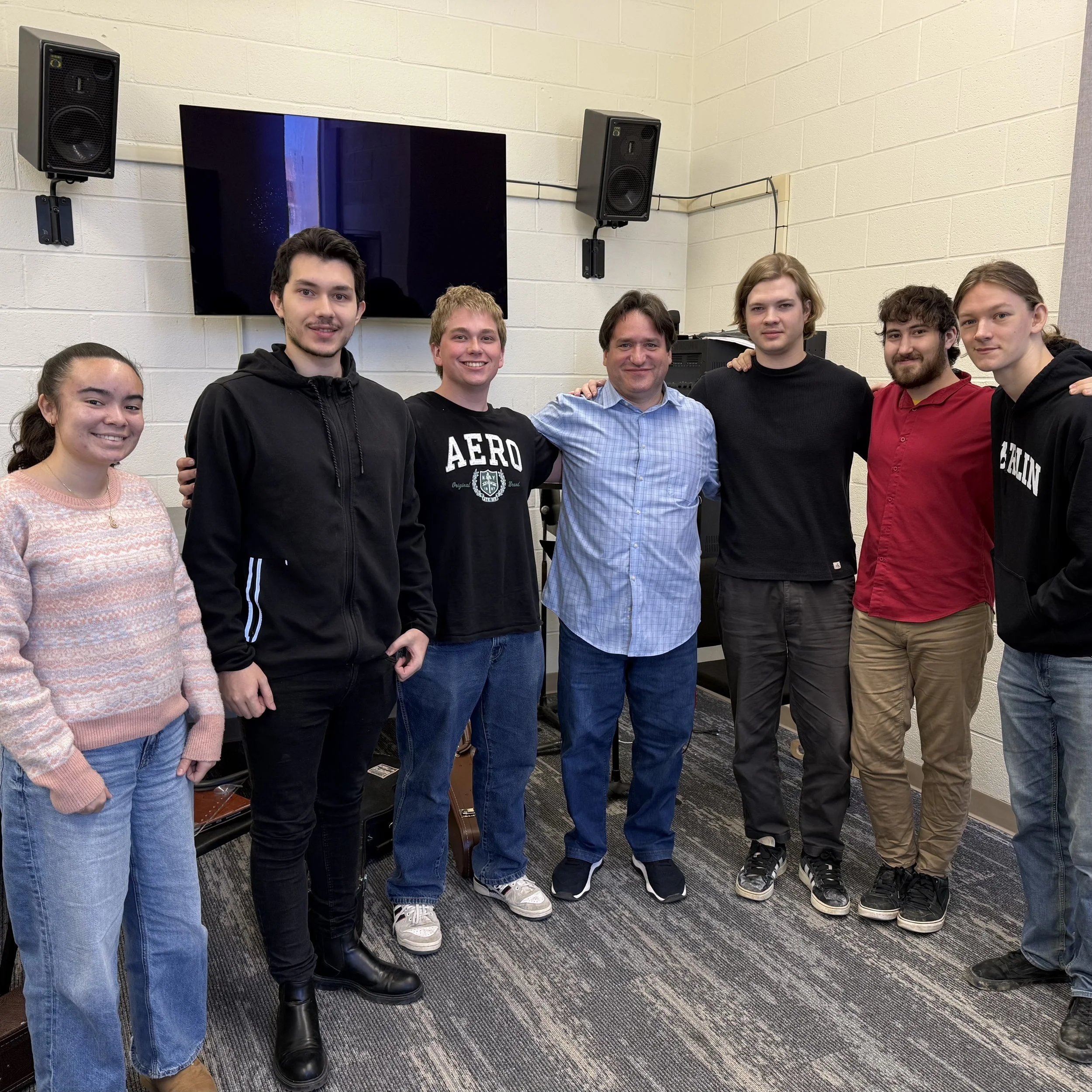 René Izquierdo Returns to Oberlin